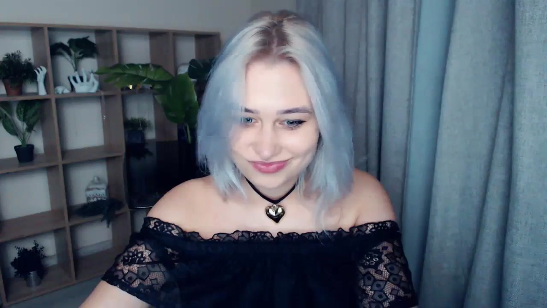 Gallery image thumbnail from Kukla_kolduna's myfreecams stream on, 01/05/2024, 17:21 image 18 of 20