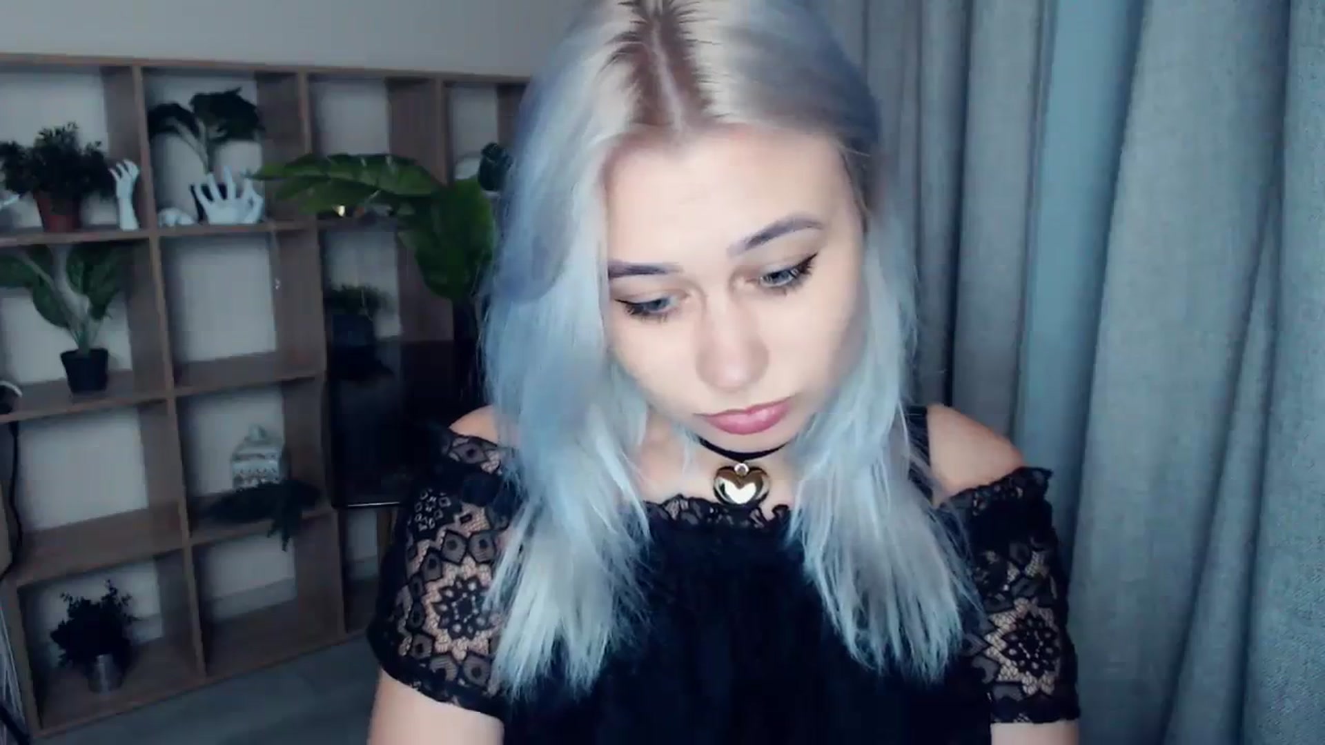 Gallery image thumbnail from Kukla_kolduna's myfreecams stream on, 01/05/2024, 17:21 image 13 of 20