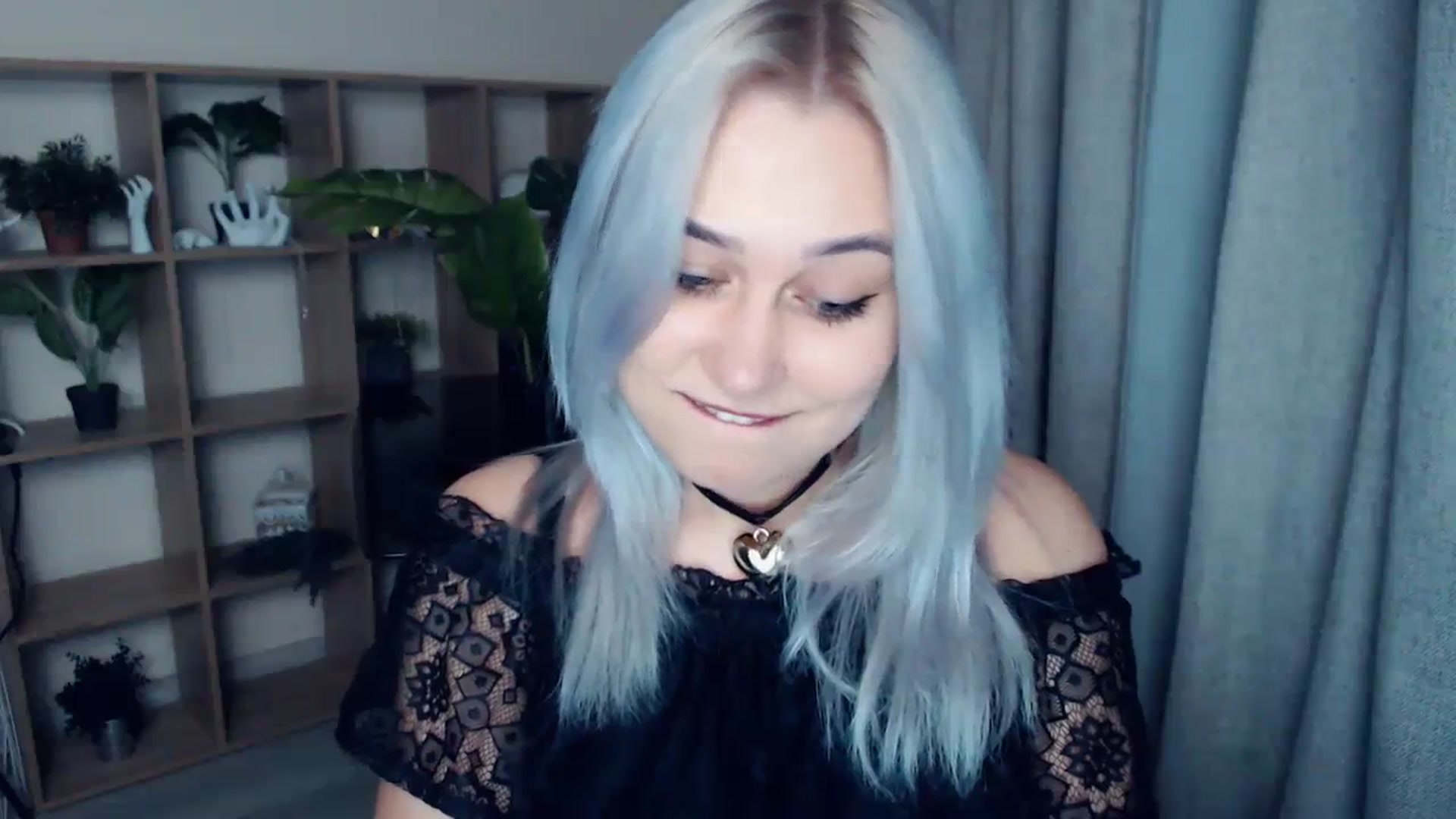 Gallery image thumbnail from Kukla_kolduna's myfreecams stream on, 01/05/2024, 17:21 image 9 of 20