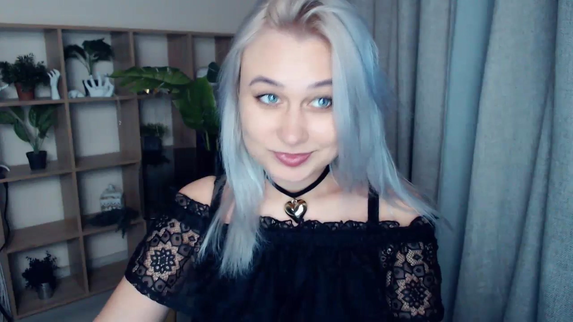 Gallery image thumbnail from Kukla_kolduna's myfreecams stream on, 01/05/2024, 17:21 image 11 of 20