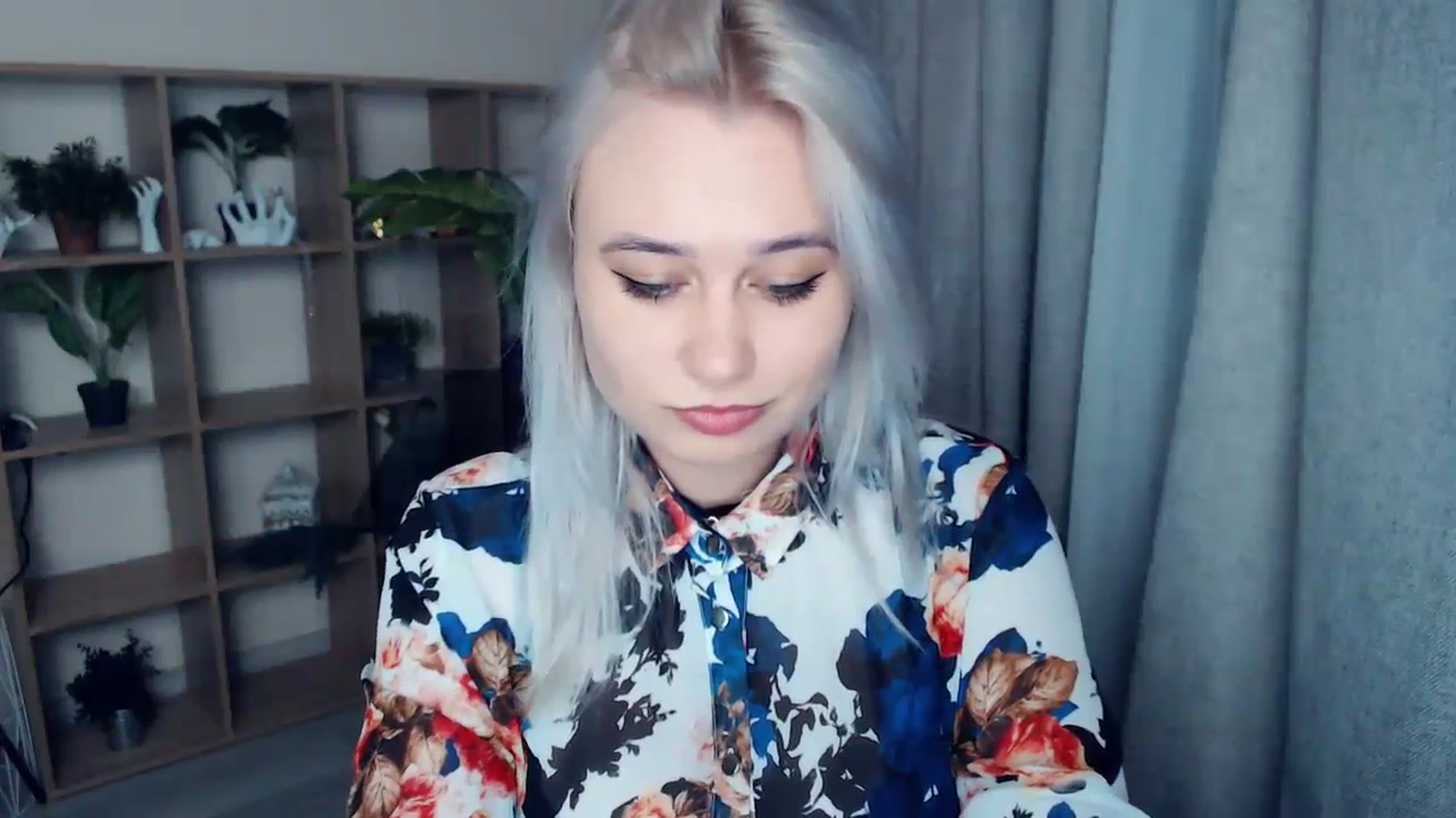 Gallery image thumbnail from Kukla_kolduna's myfreecams stream on, 01/06/2024, 15:47 image 19 of 20