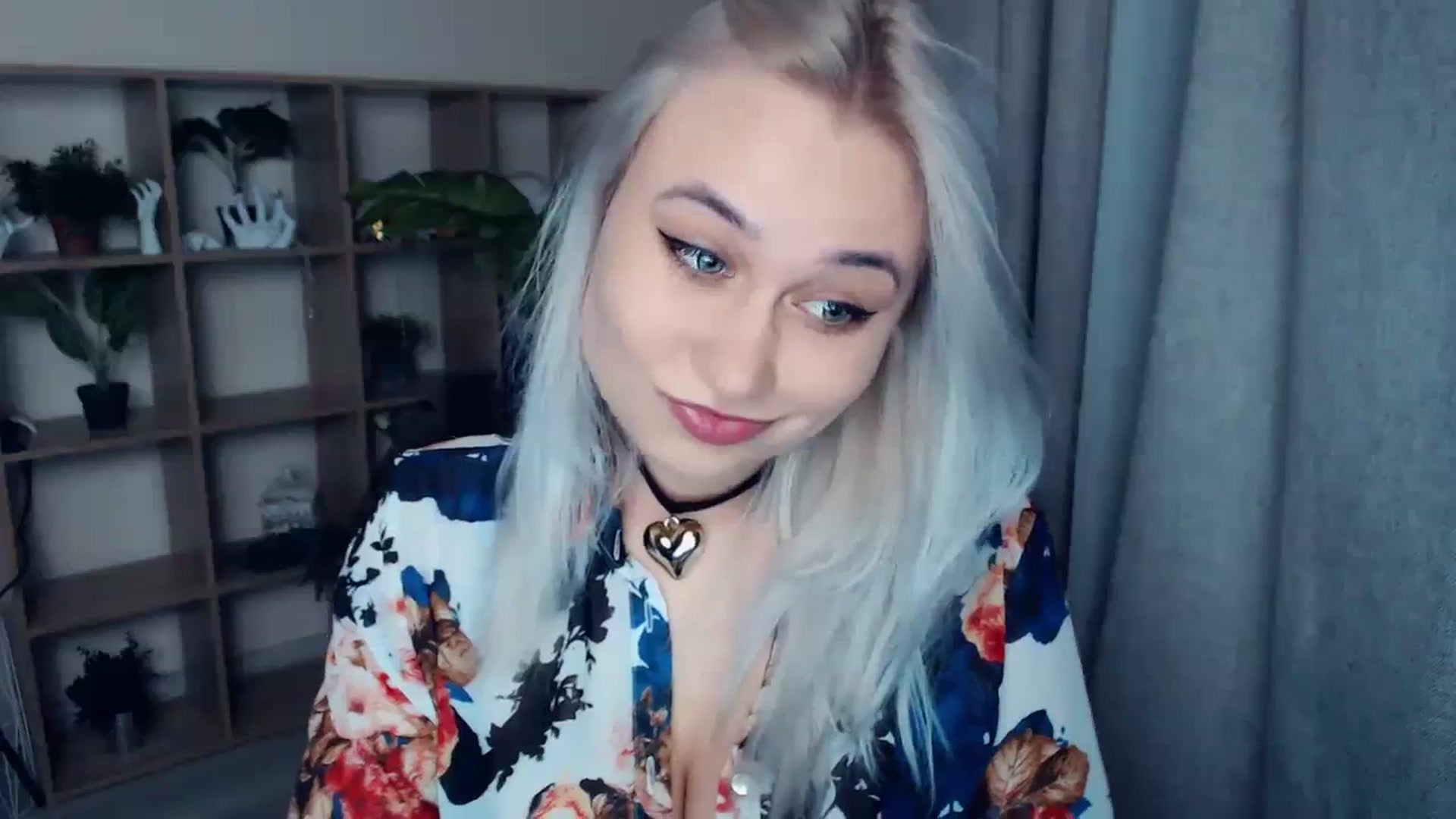 Gallery image thumbnail from Kukla_kolduna's myfreecams stream on, 01/06/2024, 15:47 image 3 of 20