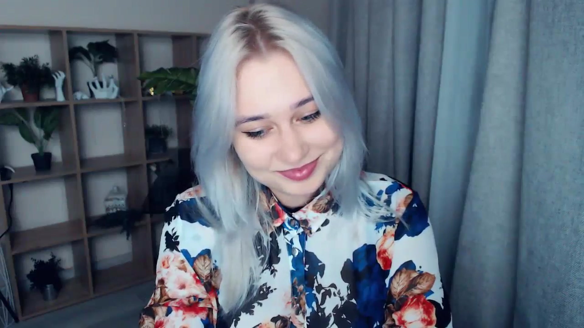 Gallery image thumbnail from Kukla_kolduna's myfreecams stream on, 01/06/2024, 15:47 image 18 of 20