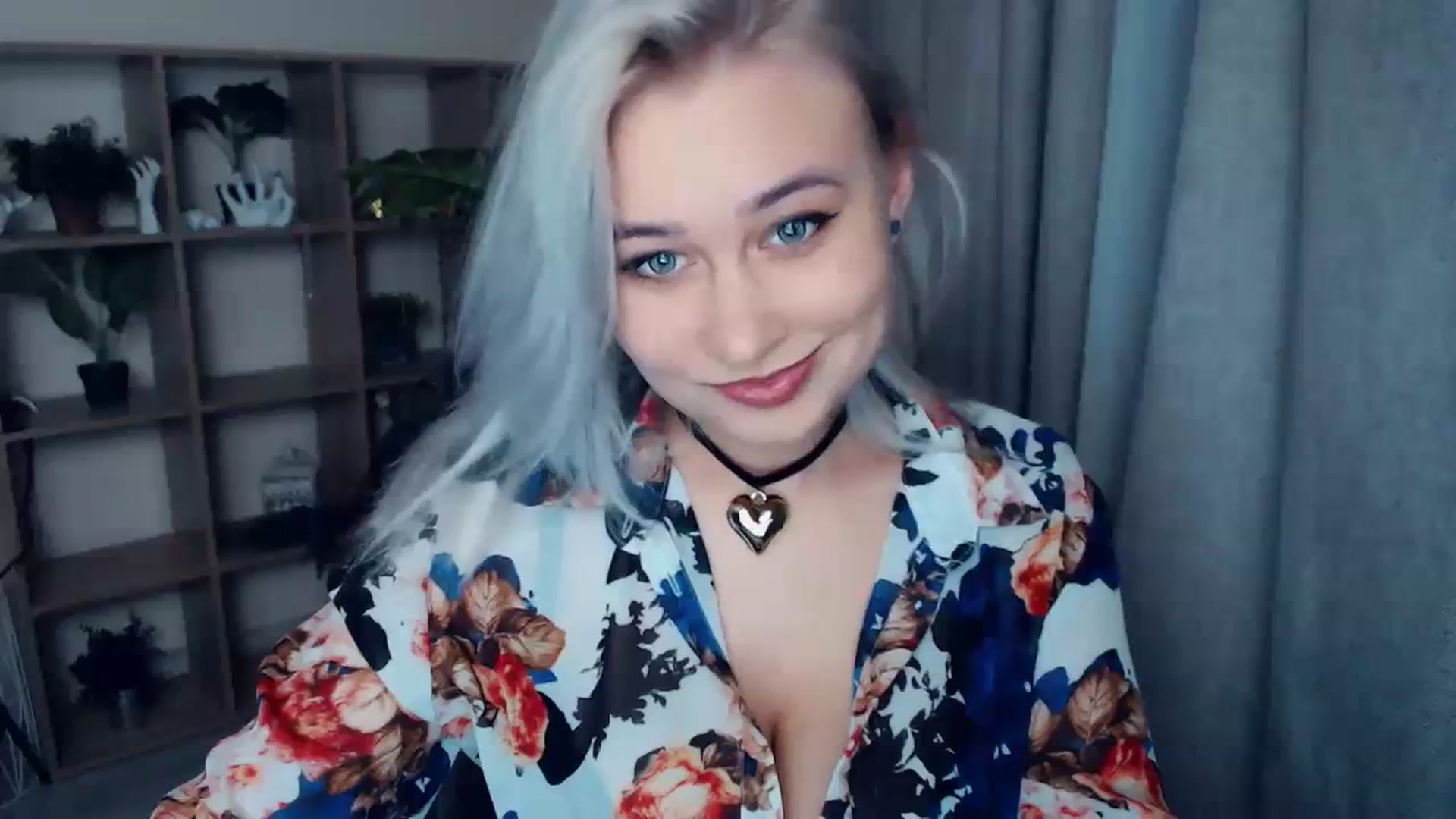 Gallery image thumbnail from Kukla_kolduna's myfreecams stream on, 01/06/2024, 15:47 image 1 of 20