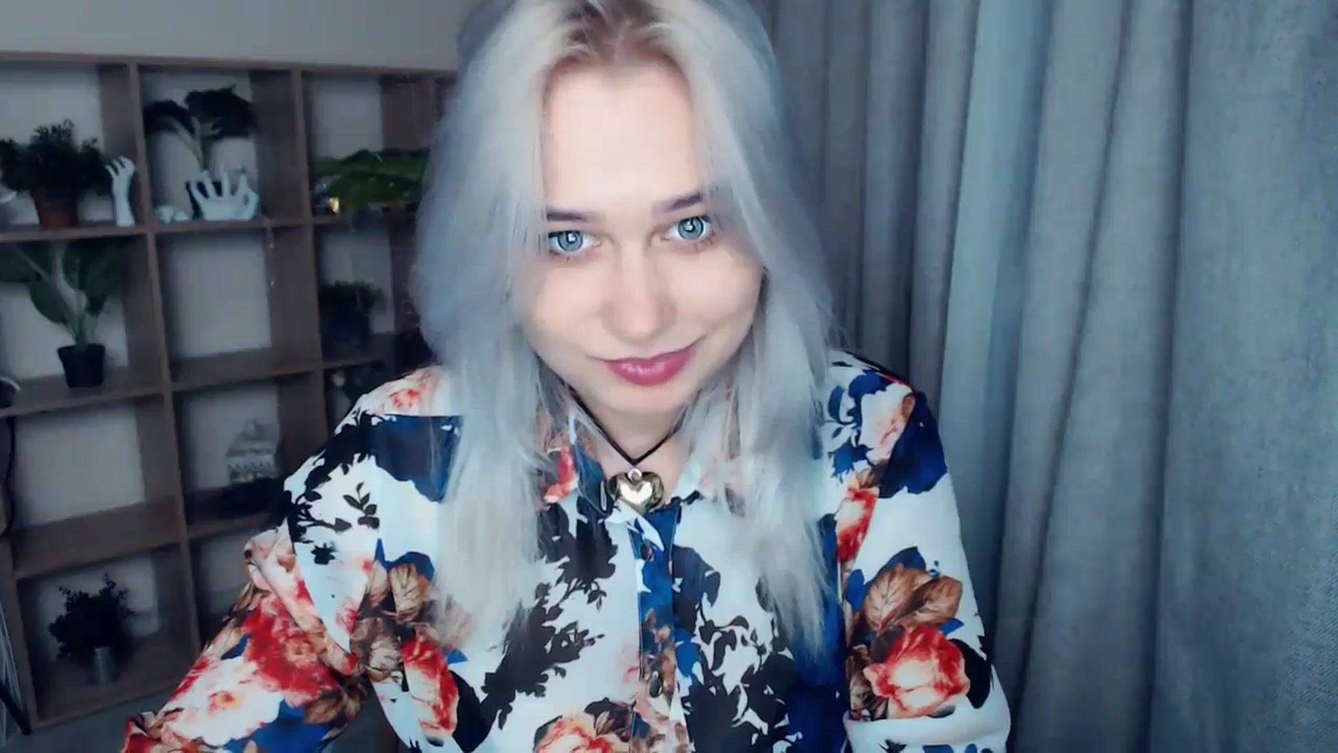 Gallery image thumbnail from Kukla_kolduna's myfreecams stream on, 01/06/2024, 18:20 image 10 of 20