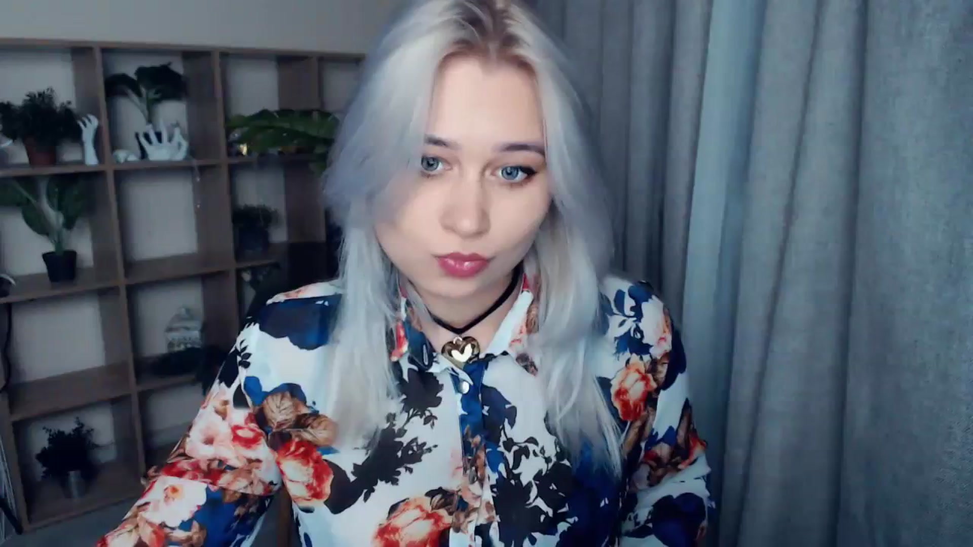 Gallery image thumbnail from Kukla_kolduna's myfreecams stream on, 01/06/2024, 18:20 image 1 of 20