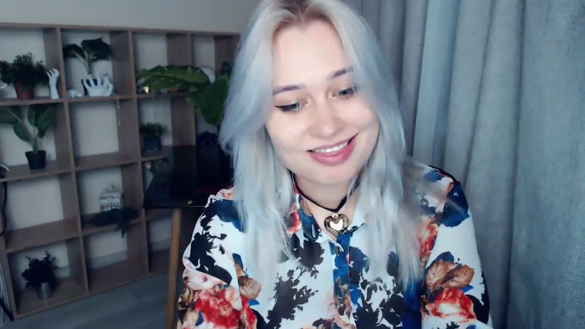 Gallery image thumbnail from Kukla_kolduna's myfreecams stream on, 01/06/2024, 18:20 image 18 of 20