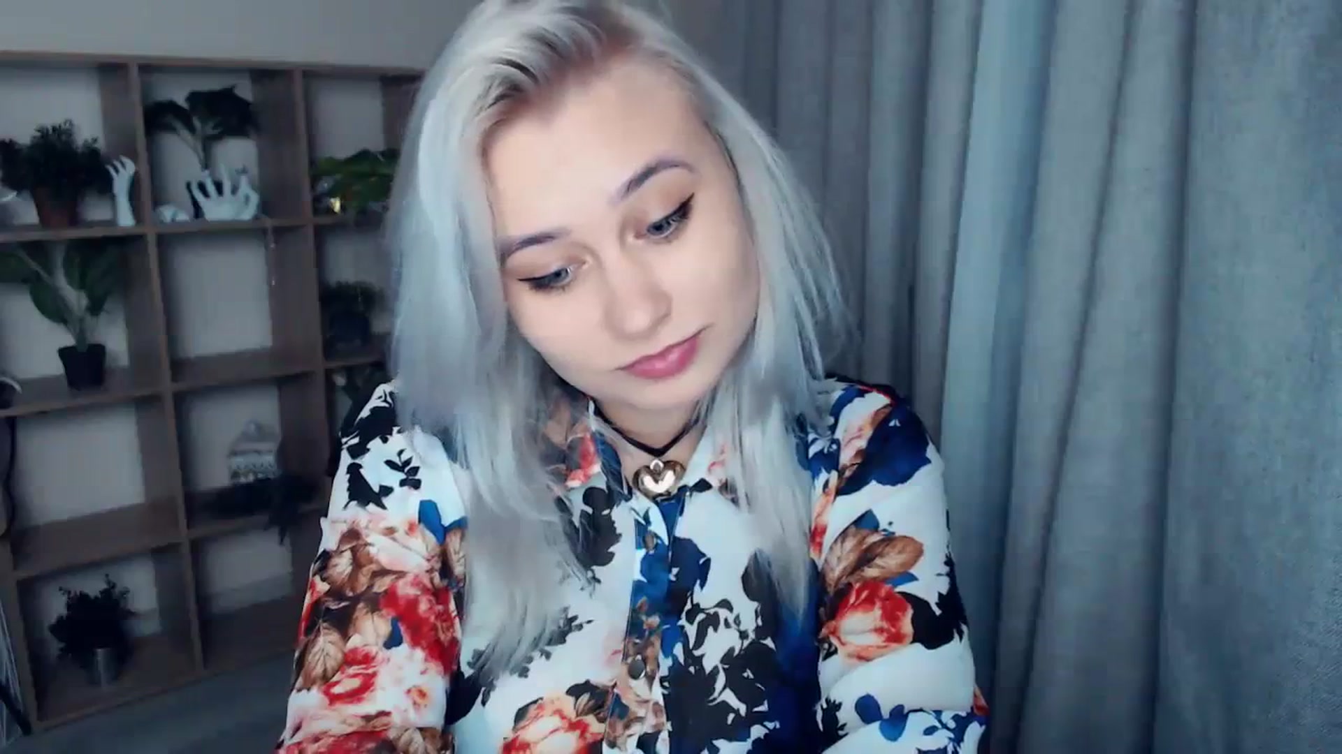 Gallery image thumbnail from Kukla_kolduna's myfreecams stream on, 01/06/2024, 18:20 image 11 of 20
