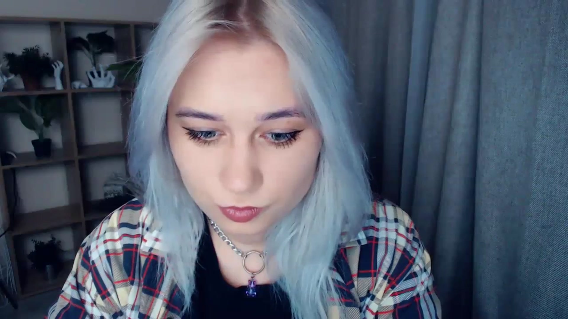Gallery image thumbnail from Kukla_kolduna's myfreecams stream on, 01/07/2024, 17:16 image 7 of 20