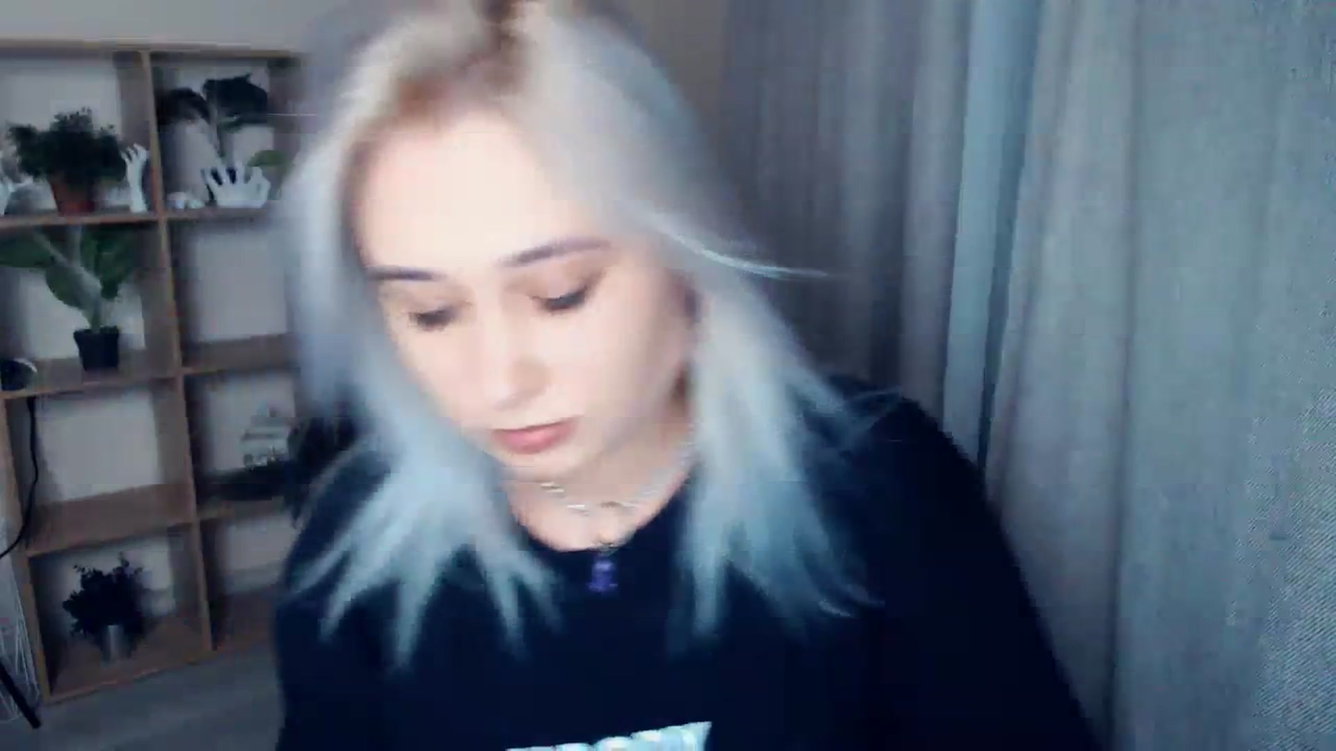 Gallery image thumbnail from Kukla_kolduna's myfreecams stream on, 01/07/2024, 17:16 image 6 of 20