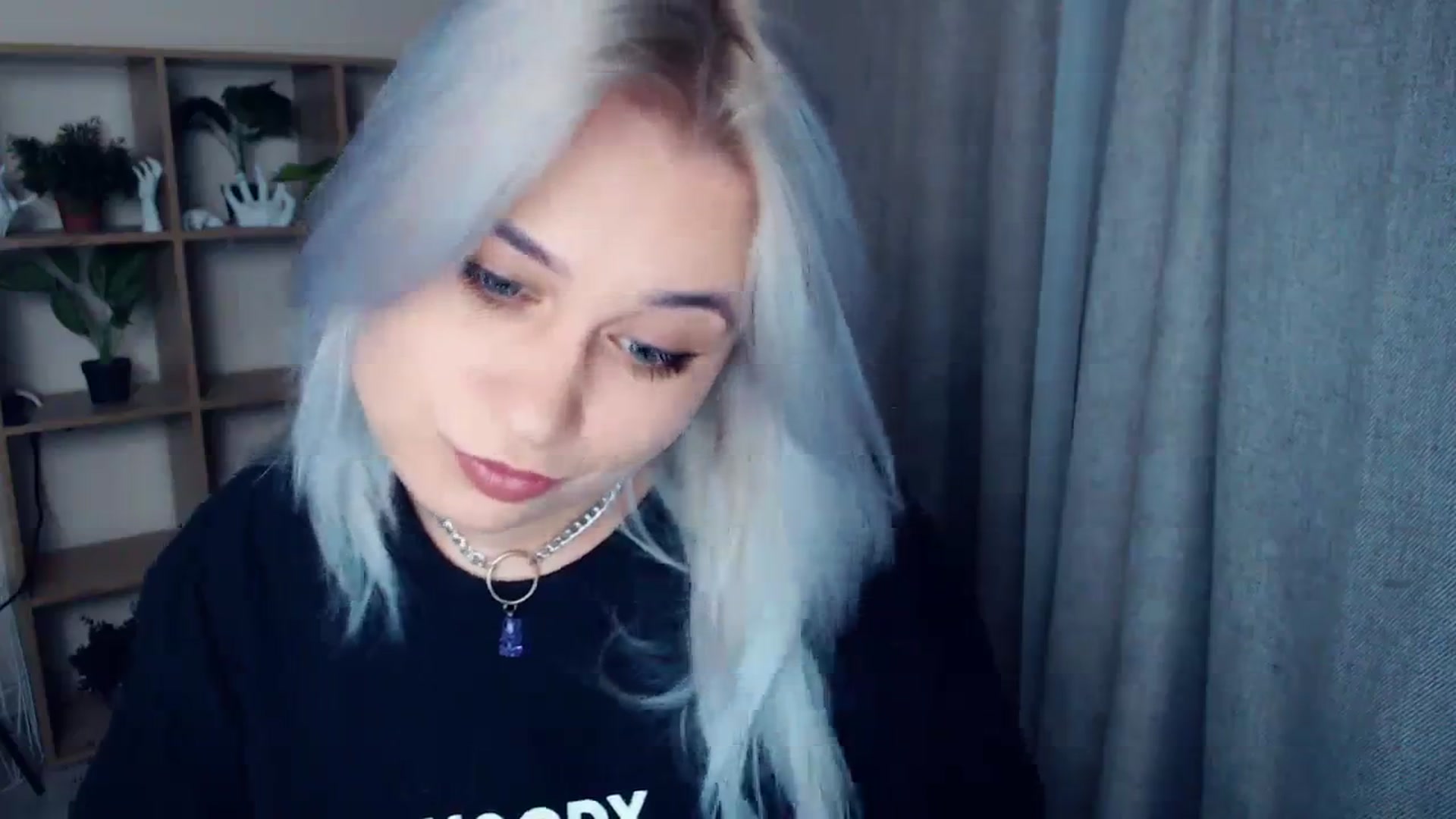 Gallery image thumbnail from Kukla_kolduna's myfreecams stream on, 01/07/2024, 17:16 image 8 of 20