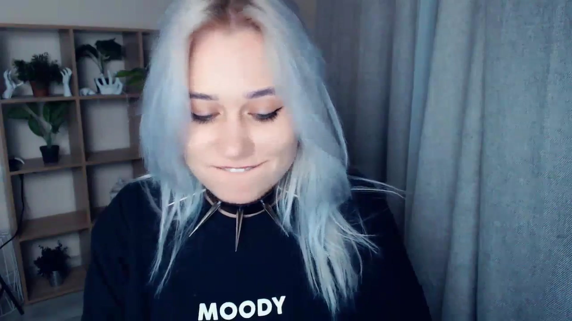 Gallery image thumbnail from Kukla_kolduna's myfreecams stream on, 01/07/2024, 18:36 image 6 of 20