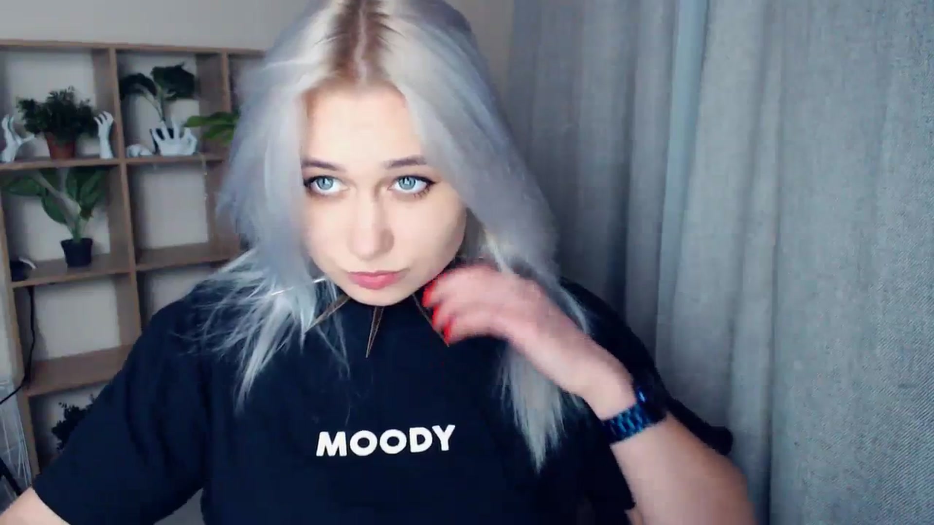 Gallery image thumbnail from Kukla_kolduna's myfreecams stream on, 01/07/2024, 18:36 image 17 of 20