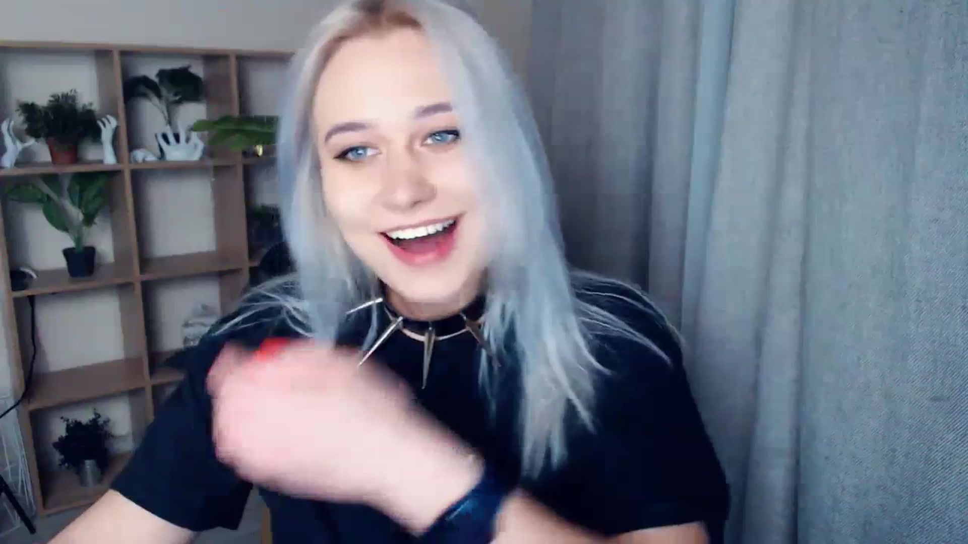 Gallery image thumbnail from Kukla_kolduna's myfreecams stream on, 01/07/2024, 18:36 image 15 of 20