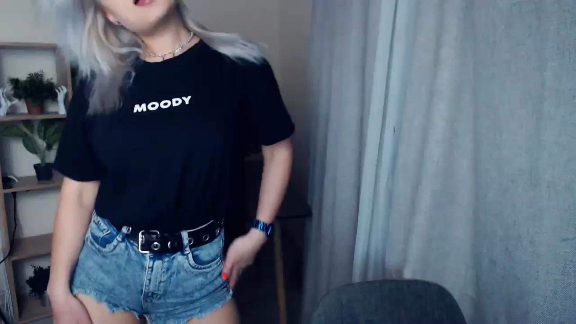 Gallery image thumbnail from Kukla_kolduna's myfreecams stream on, 01/07/2024, 20:06 image 1 of 20