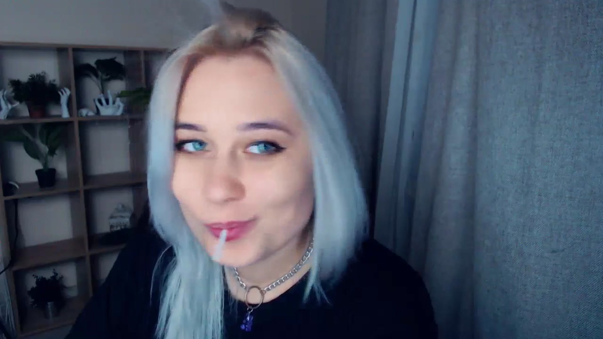 Gallery image thumbnail from Kukla_kolduna's myfreecams stream on, 01/07/2024, 20:06 image 17 of 20
