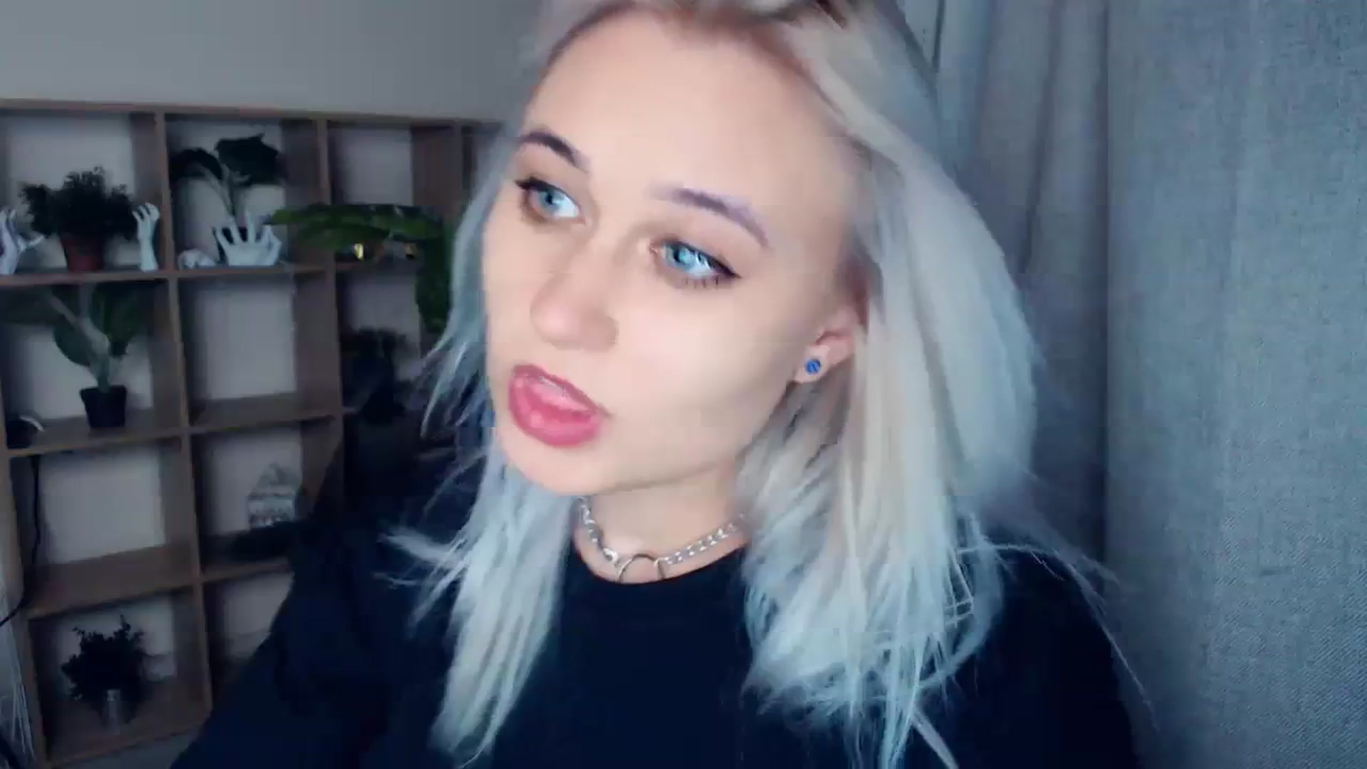 Gallery image thumbnail from Kukla_kolduna's myfreecams stream on, 01/07/2024, 20:06 image 4 of 20