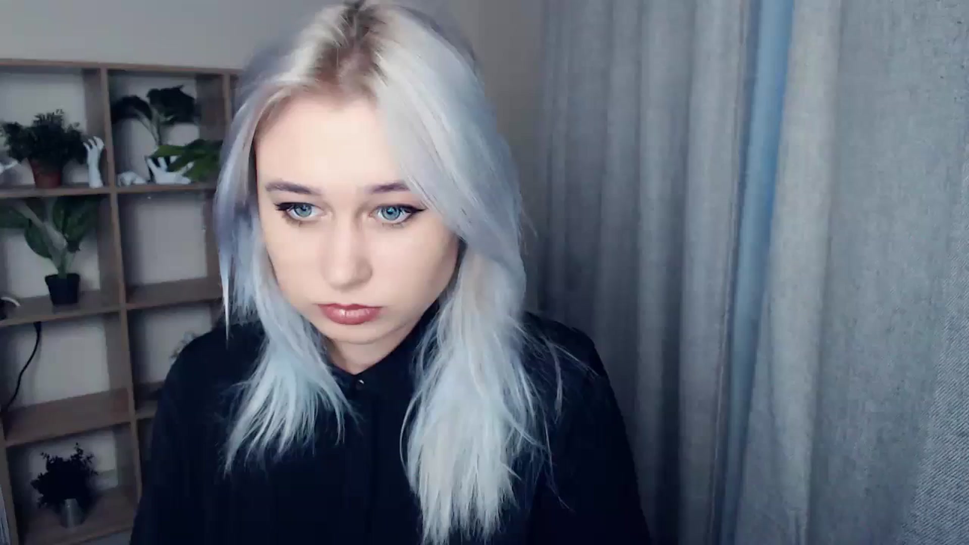 Gallery image thumbnail from Kukla_kolduna's myfreecams stream on, 01/11/2024, 14:53 image 1 of 20