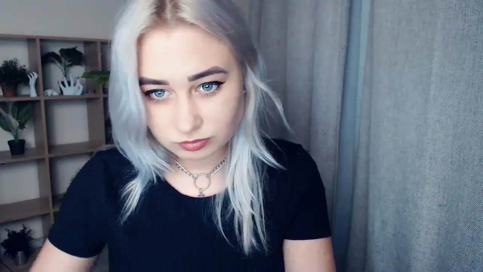 Gallery image thumbnail from Kukla_kolduna's myfreecams stream on, 01/12/2024, 15:13 image 3 of 20