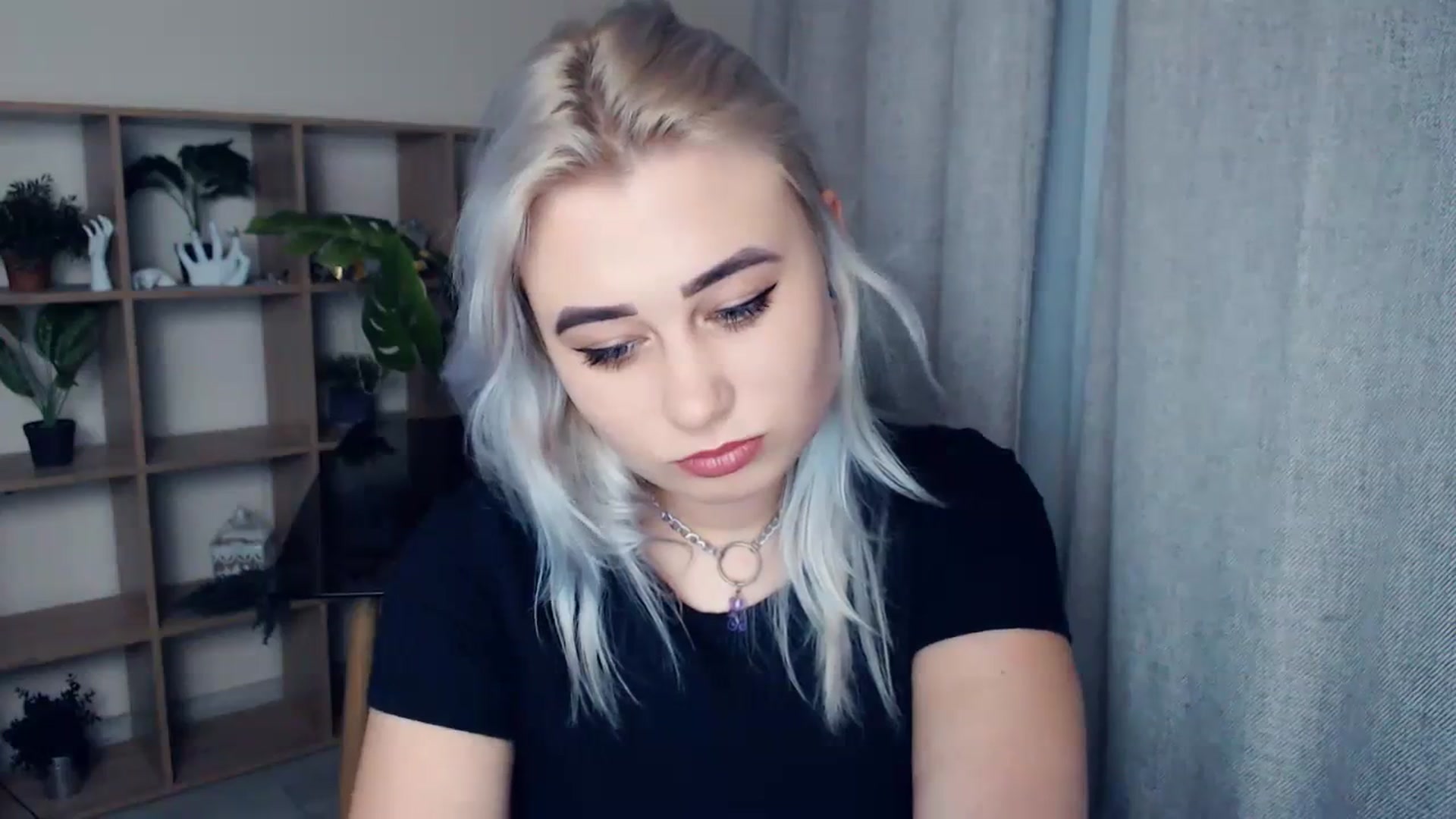 Gallery image thumbnail from Kukla_kolduna's myfreecams stream on, 01/12/2024, 15:13 image 18 of 20