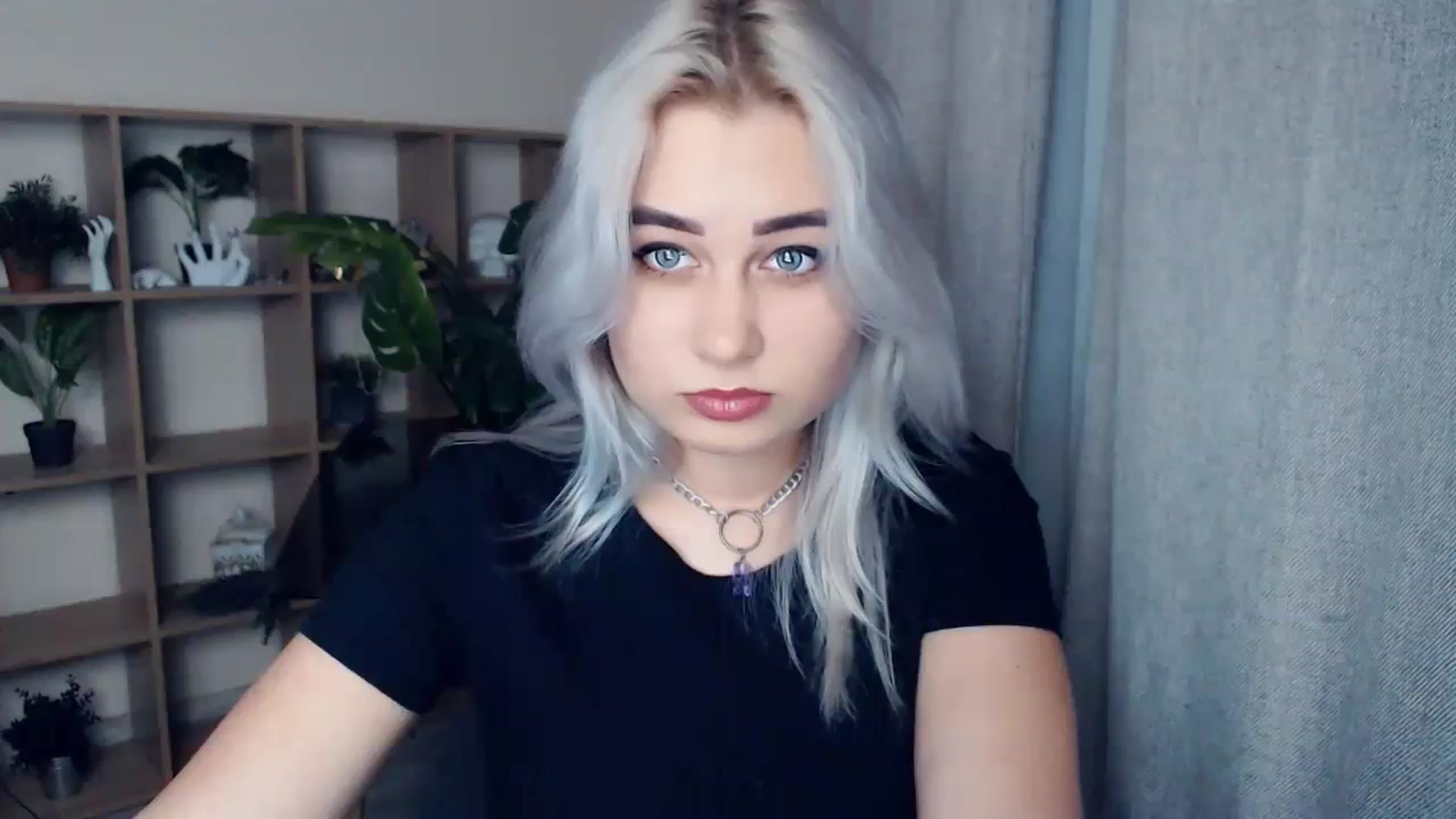 Gallery image thumbnail from Kukla_kolduna's myfreecams stream on, 01/12/2024, 15:13 image 16 of 20