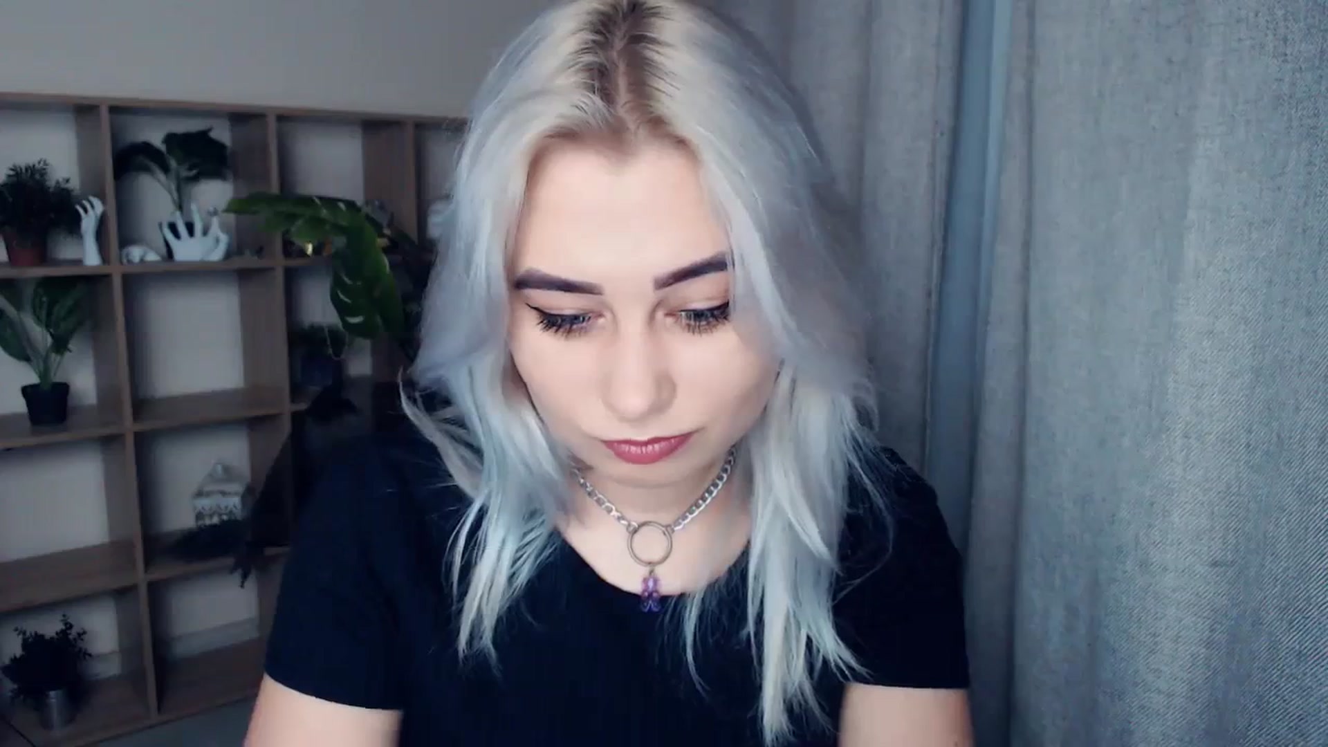 Gallery image thumbnail from Kukla_kolduna's myfreecams stream on, 01/12/2024, 15:33 image 3 of 20