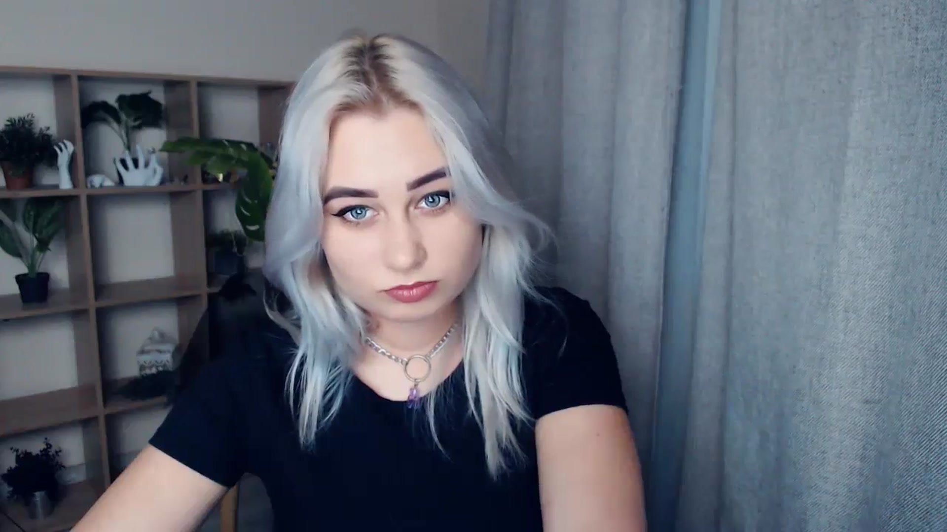 Gallery image thumbnail from Kukla_kolduna's myfreecams stream on, 01/12/2024, 15:33 image 6 of 20