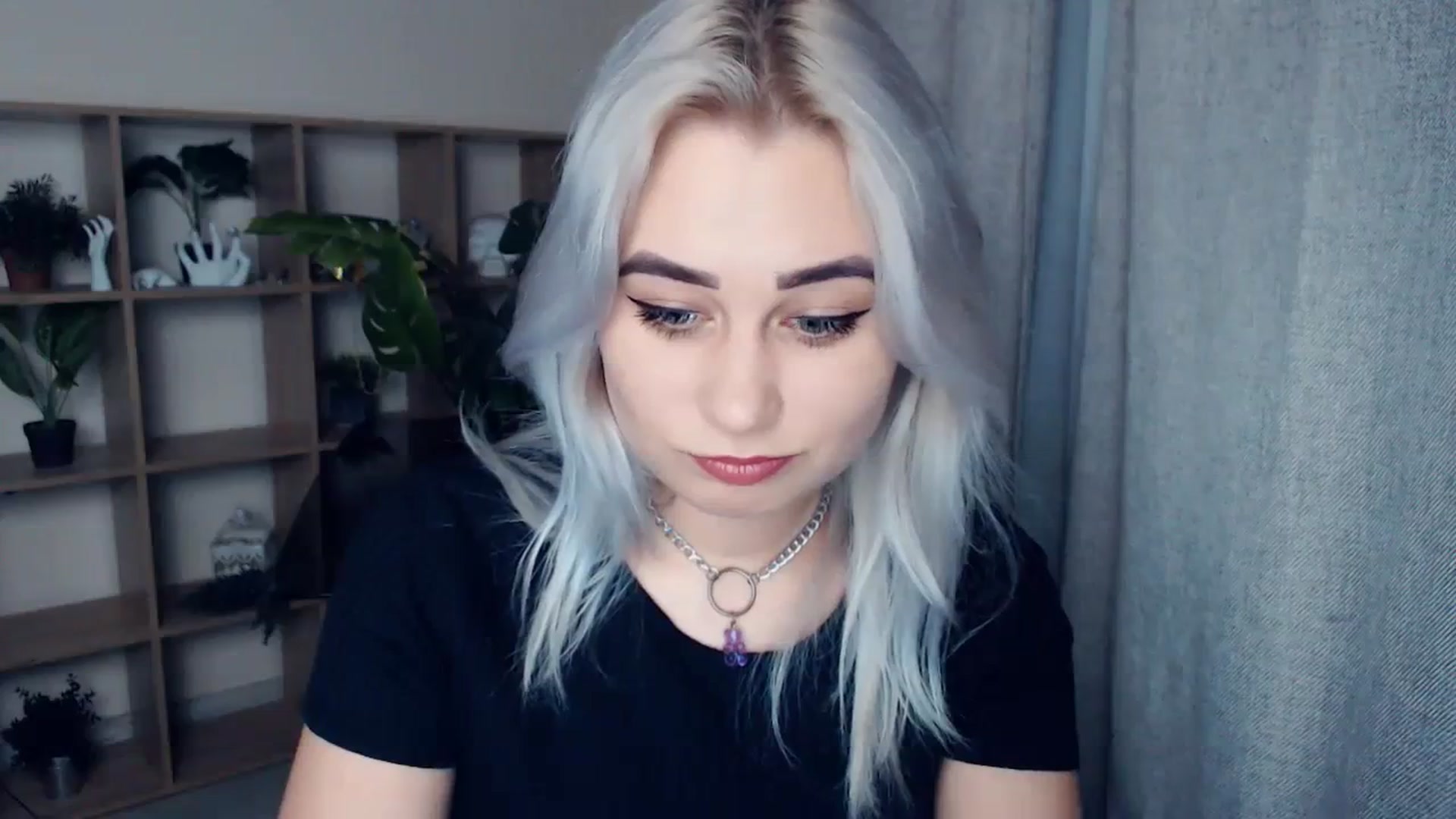 Gallery image thumbnail from Kukla_kolduna's myfreecams stream on, 01/12/2024, 15:33 image 2 of 20