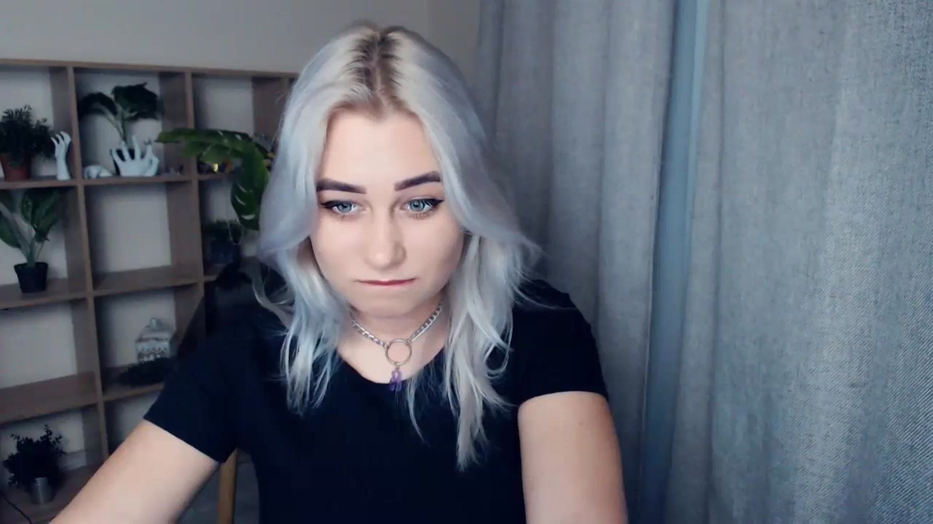 Gallery image thumbnail from Kukla_kolduna's myfreecams stream on, 01/12/2024, 15:33 image 7 of 20