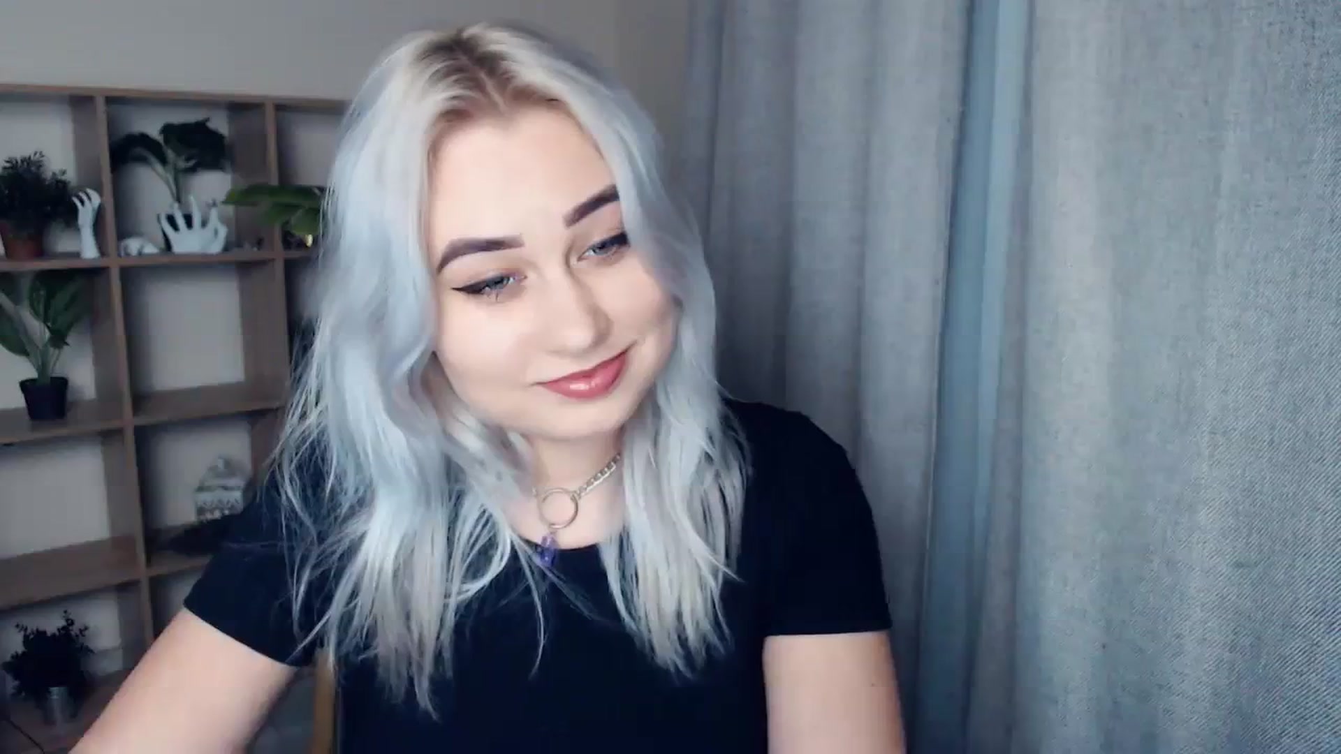 Gallery image thumbnail from Kukla_kolduna's myfreecams stream on, 01/12/2024, 16:22 image 1 of 20