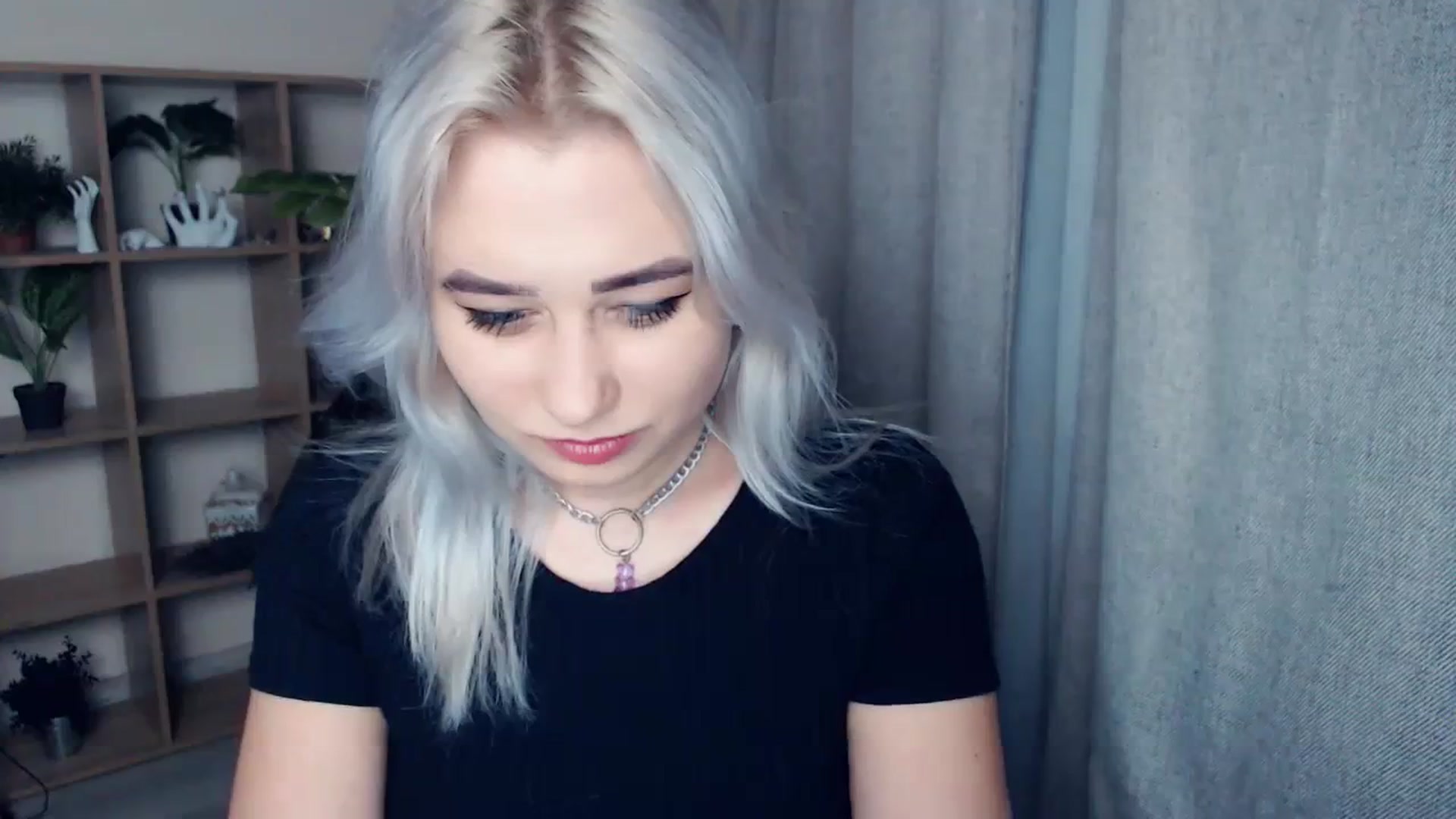 Gallery image thumbnail from Kukla_kolduna's myfreecams stream on, 01/12/2024, 17:38 image 2 of 20