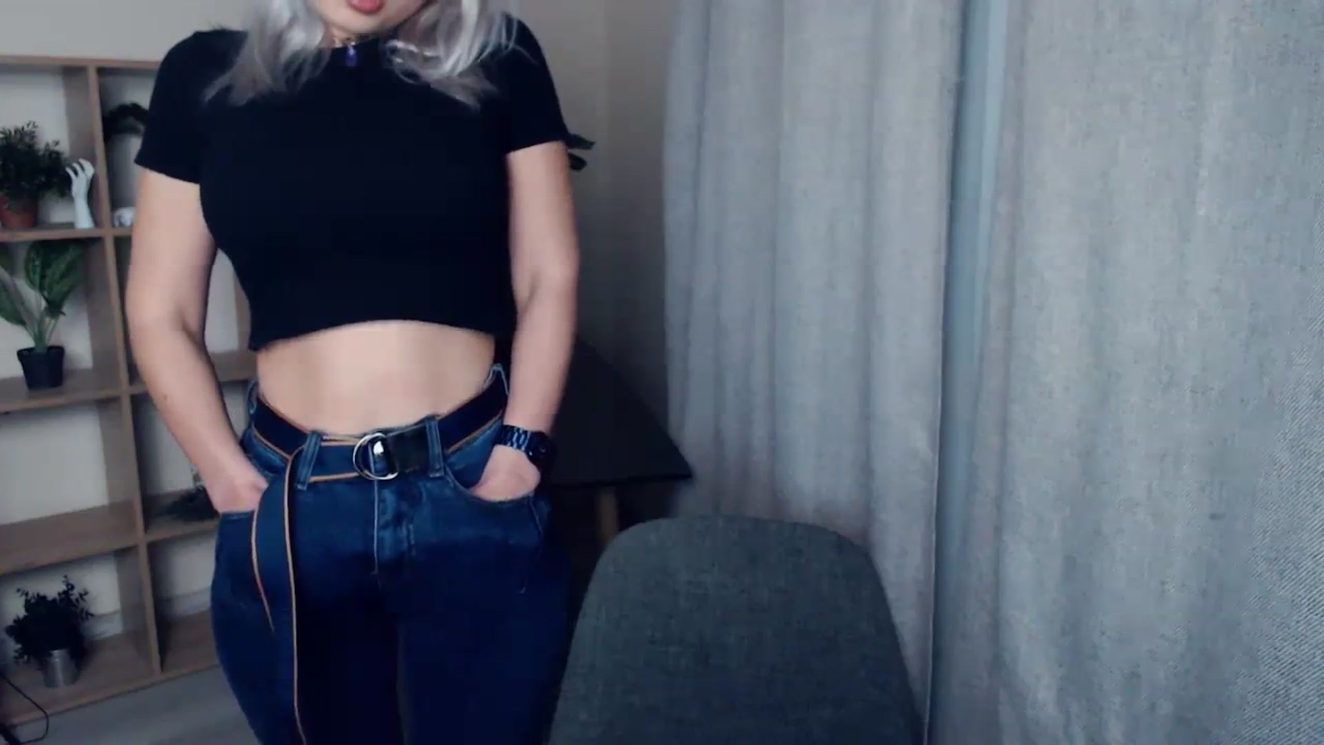 Gallery image thumbnail from Kukla_kolduna's myfreecams stream on, 01/12/2024, 17:38 image 18 of 20