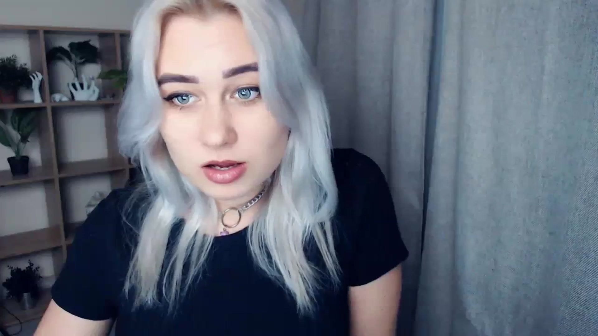 Gallery image thumbnail from Kukla_kolduna's myfreecams stream on, 01/12/2024, 17:38 image 15 of 20