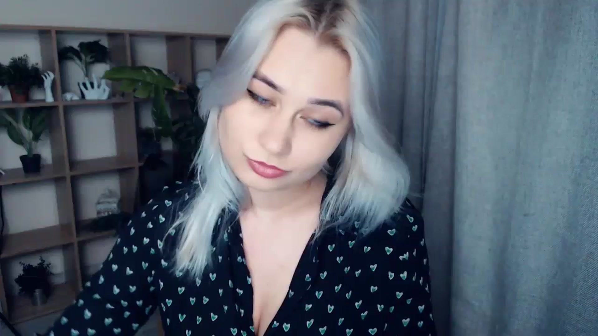 Gallery image thumbnail from Kukla_kolduna's myfreecams stream on, 01/13/2024, 16:20 image 9 of 20