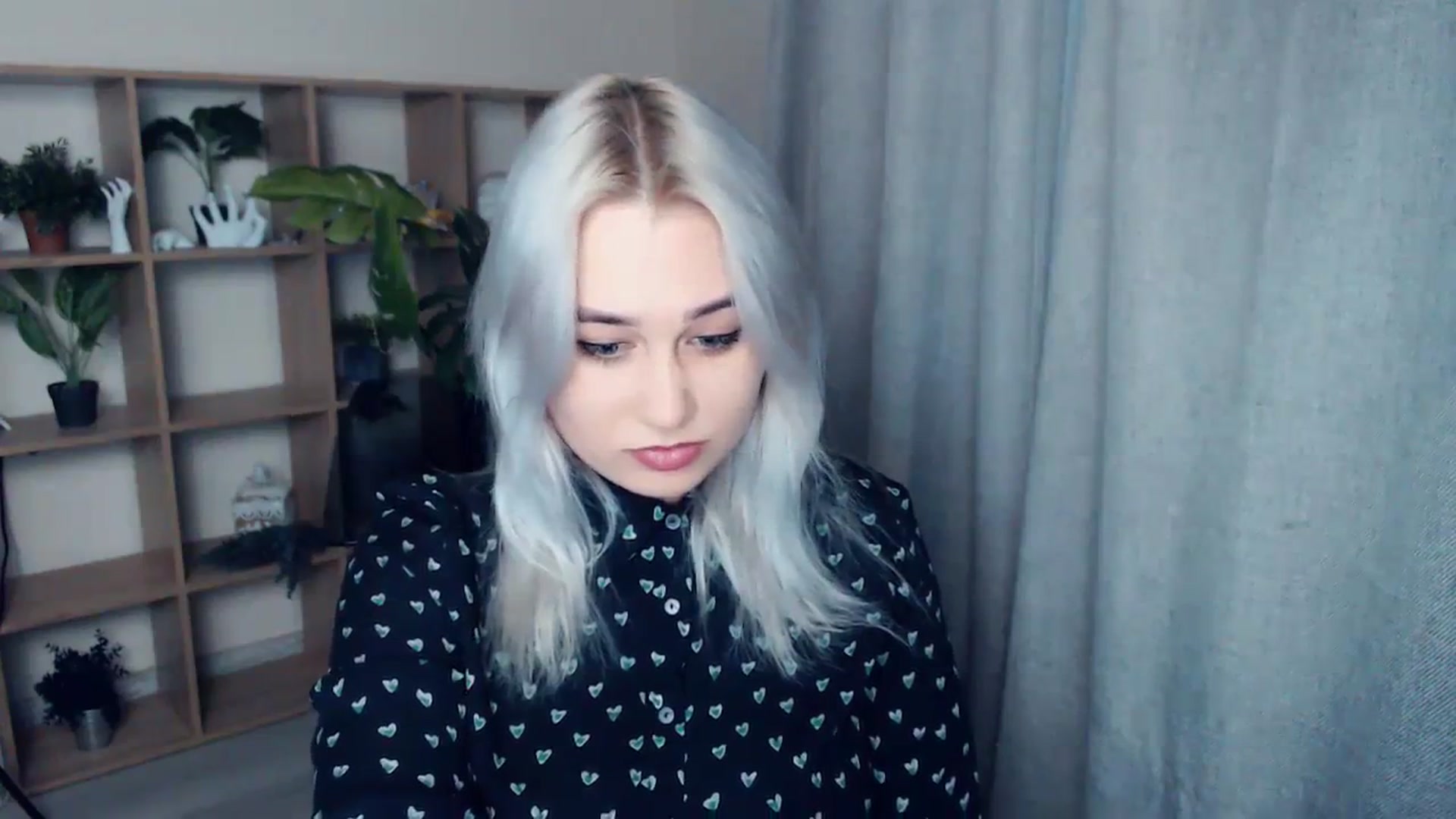 Gallery image thumbnail from Kukla_kolduna's myfreecams stream on, 01/13/2024, 16:20 image 2 of 20