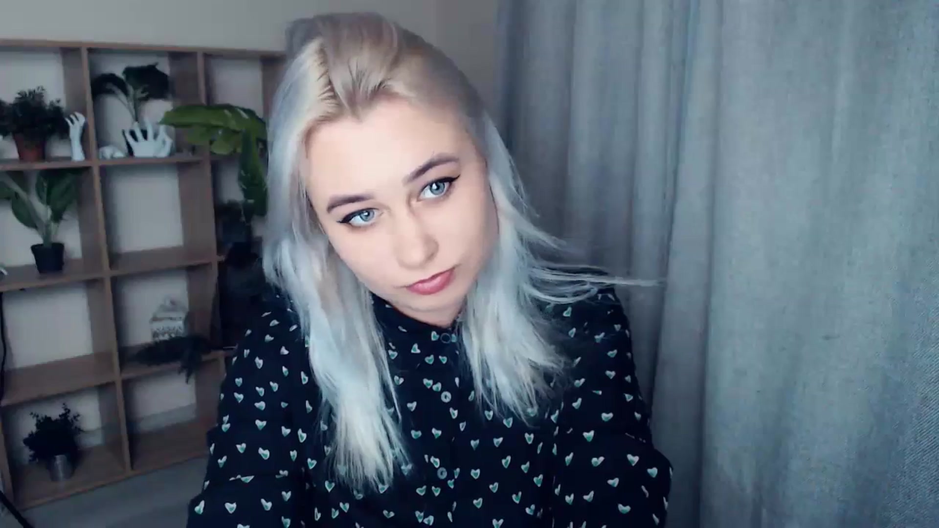 Gallery image thumbnail from Kukla_kolduna's myfreecams stream on, 01/13/2024, 16:20 image 4 of 20