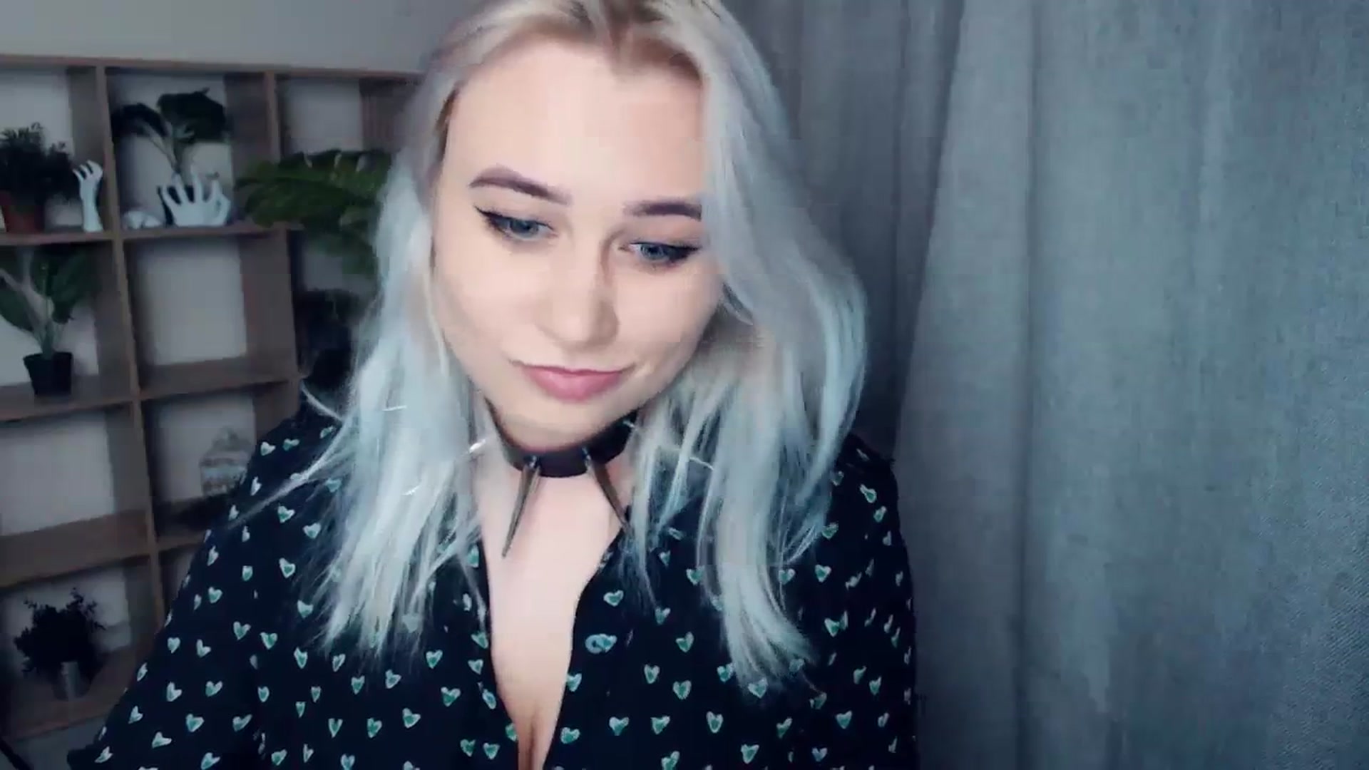 Gallery image thumbnail from Kukla_kolduna's myfreecams stream on, 01/13/2024, 16:20 image 16 of 20