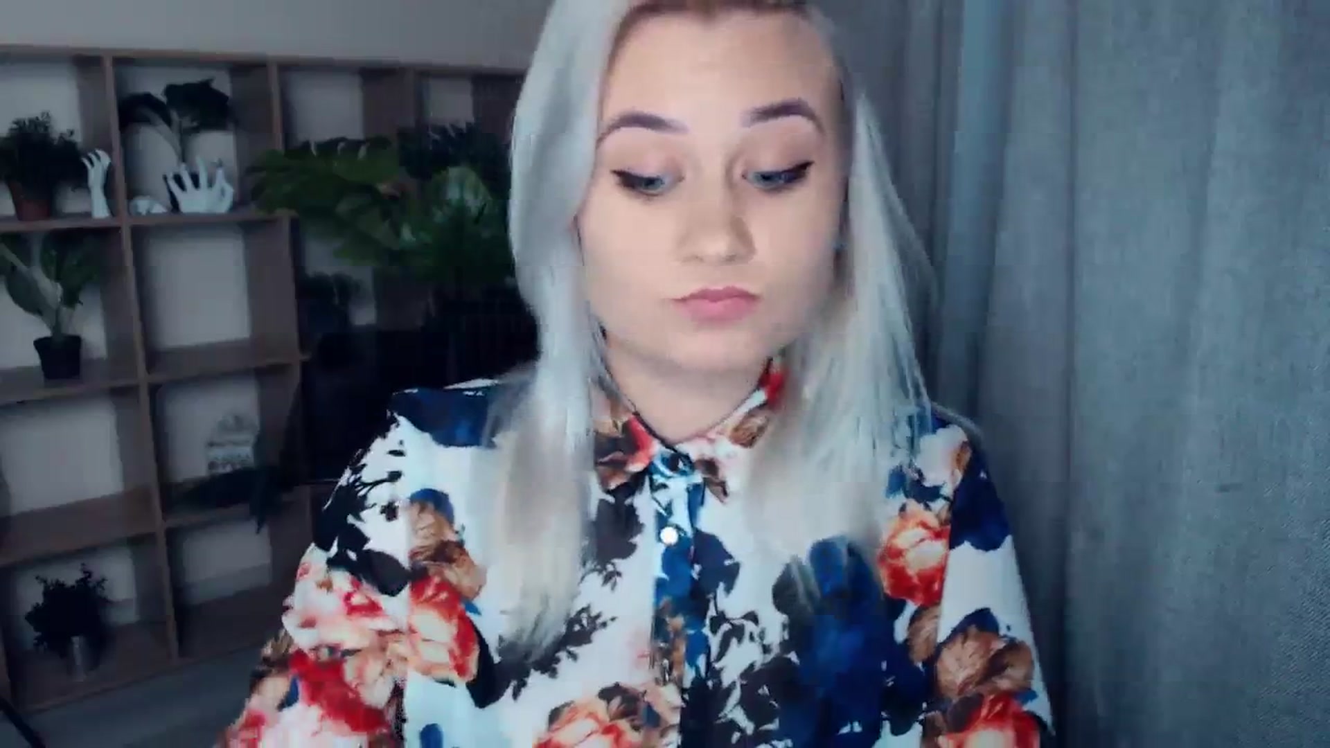 Gallery image thumbnail from Kukla_kolduna's myfreecams stream on, 01/14/2024, 16:42 image 13 of 20
