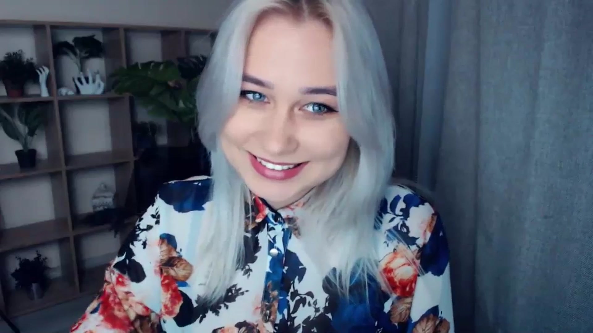Gallery image thumbnail from Kukla_kolduna's myfreecams stream on, 01/14/2024, 16:42 image 12 of 20
