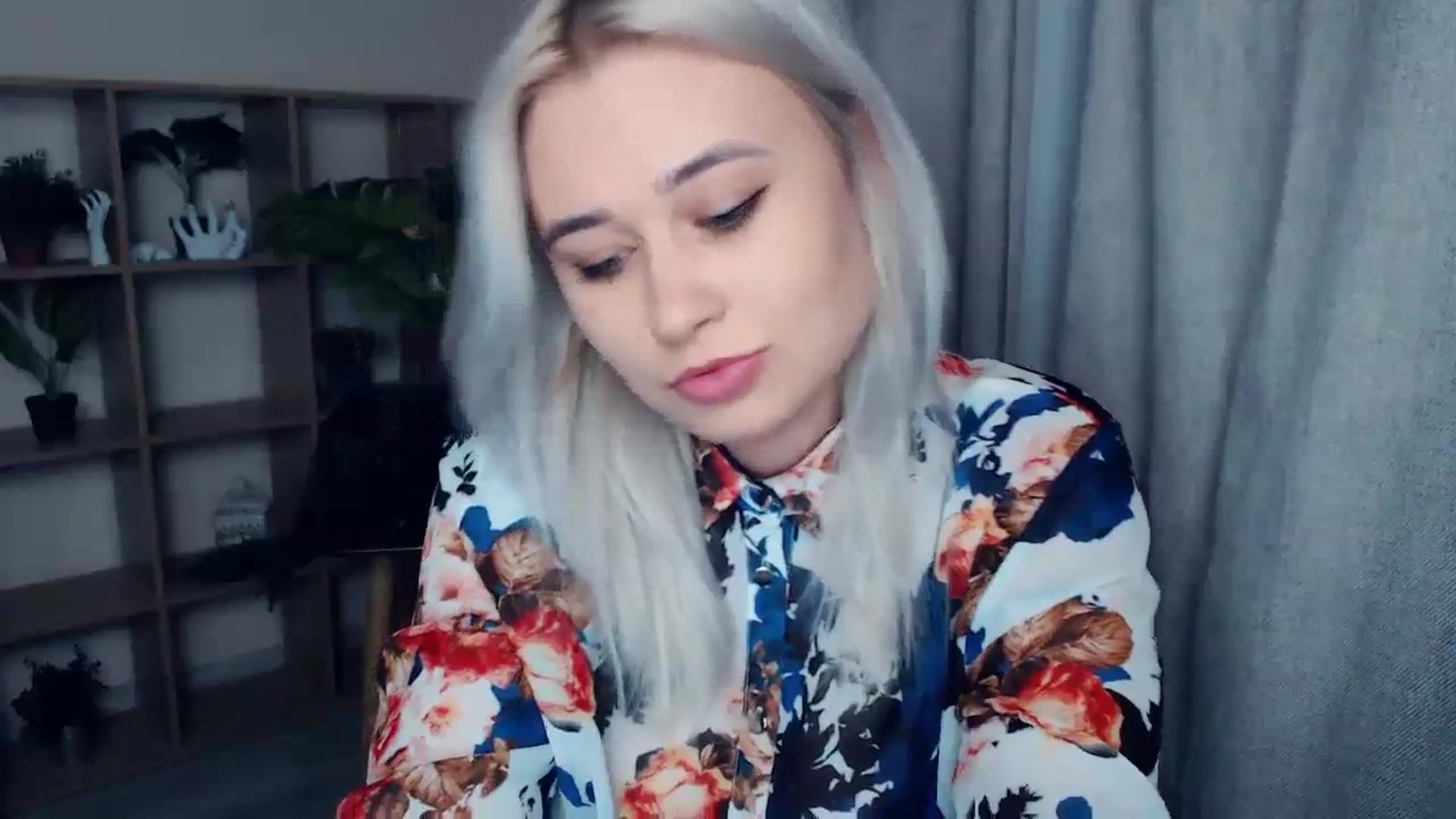 Gallery image thumbnail from Kukla_kolduna's myfreecams stream on, 01/14/2024, 18:02 image 8 of 20