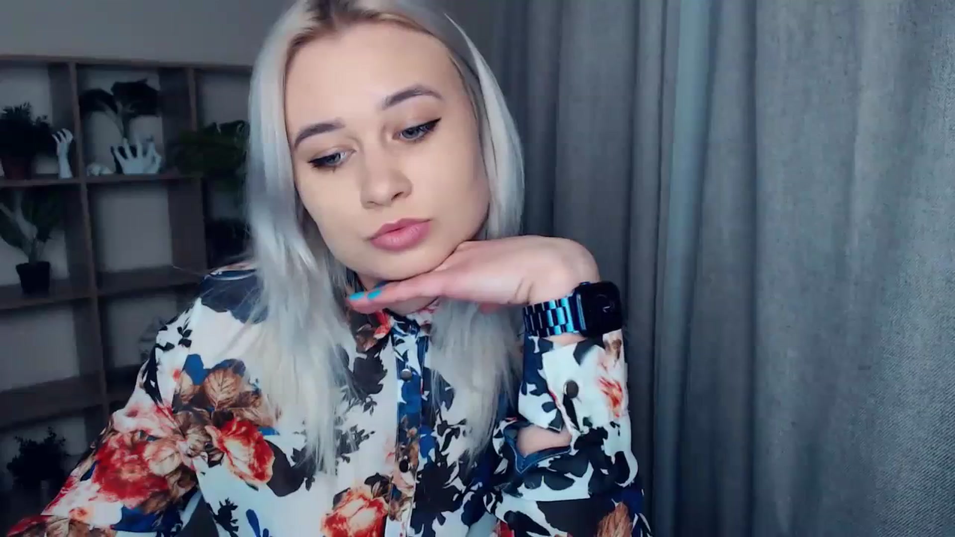 Gallery image thumbnail from Kukla_kolduna's myfreecams stream on, 01/14/2024, 18:02 image 1 of 20