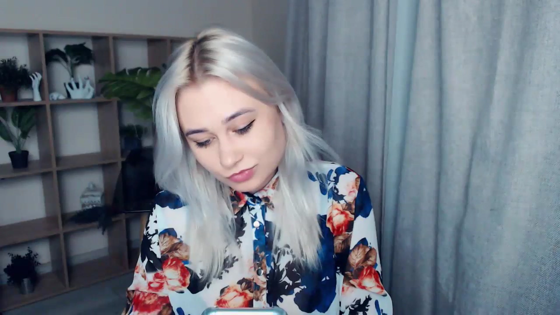 Gallery image thumbnail from Kukla_kolduna's myfreecams stream on, 01/14/2024, 18:02 image 18 of 20