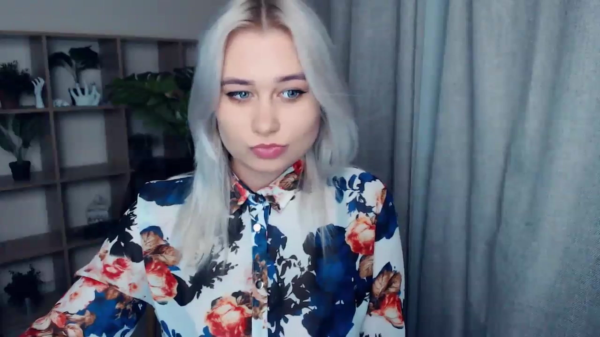 Gallery image thumbnail from Kukla_kolduna's myfreecams stream on, 01/14/2024, 18:02 image 13 of 20