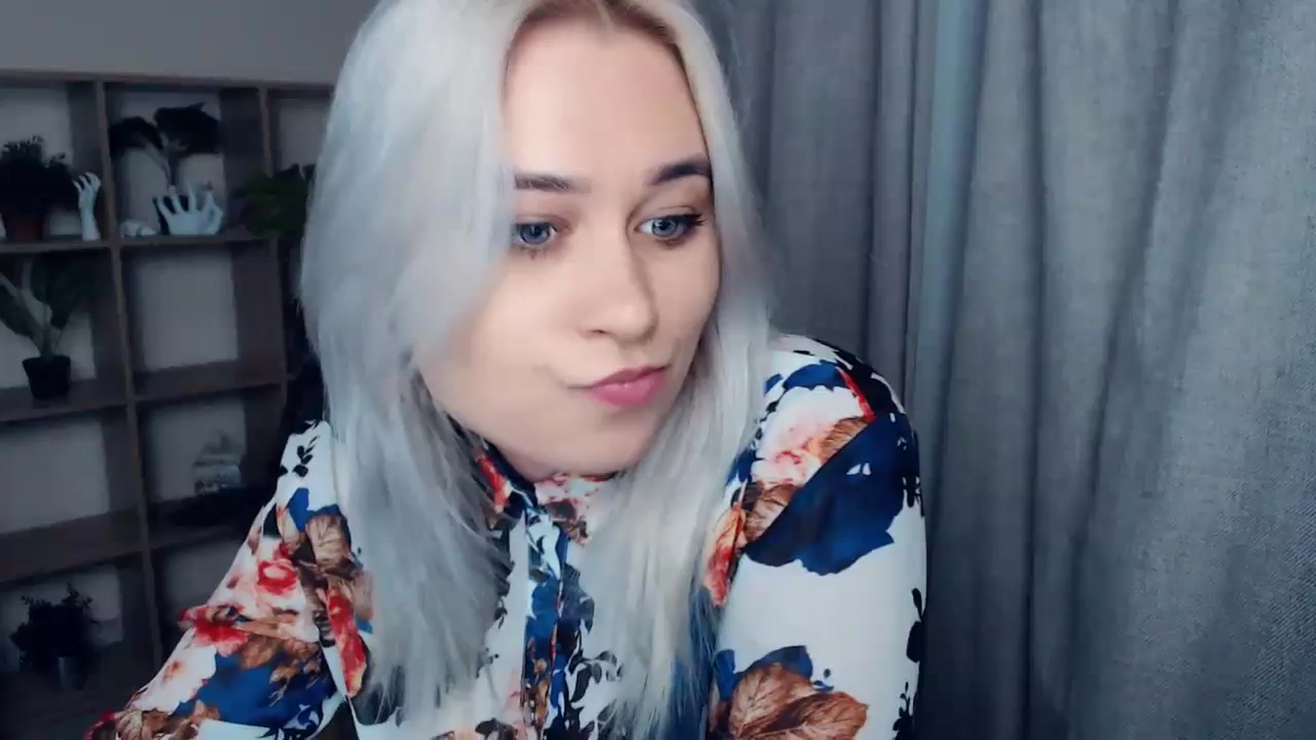 Gallery image thumbnail from Kukla_kolduna's myfreecams stream on, 01/14/2024, 18:02 image 6 of 20