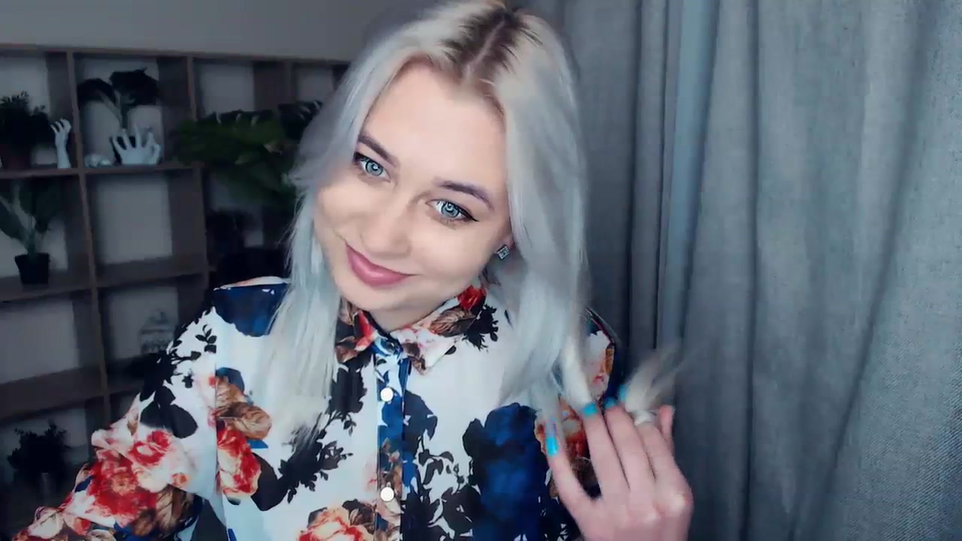 Gallery image thumbnail from Kukla_kolduna's myfreecams stream on, 01/14/2024, 19:28 image 7 of 20