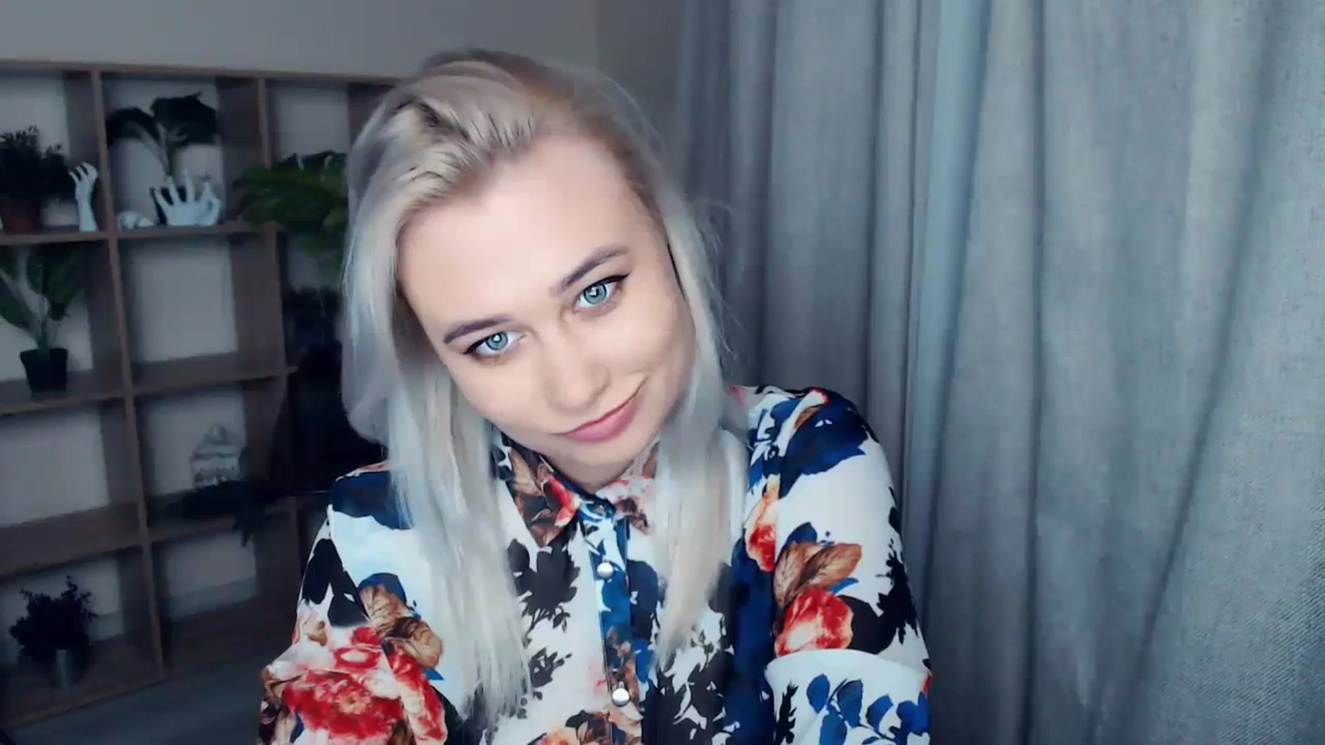 Gallery image thumbnail from Kukla_kolduna's myfreecams stream on, 01/14/2024, 19:28 image 18 of 20
