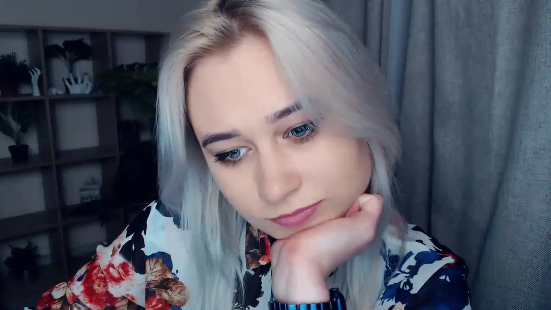 Gallery image thumbnail from Kukla_kolduna's myfreecams stream on, 01/14/2024, 19:28 image 19 of 20