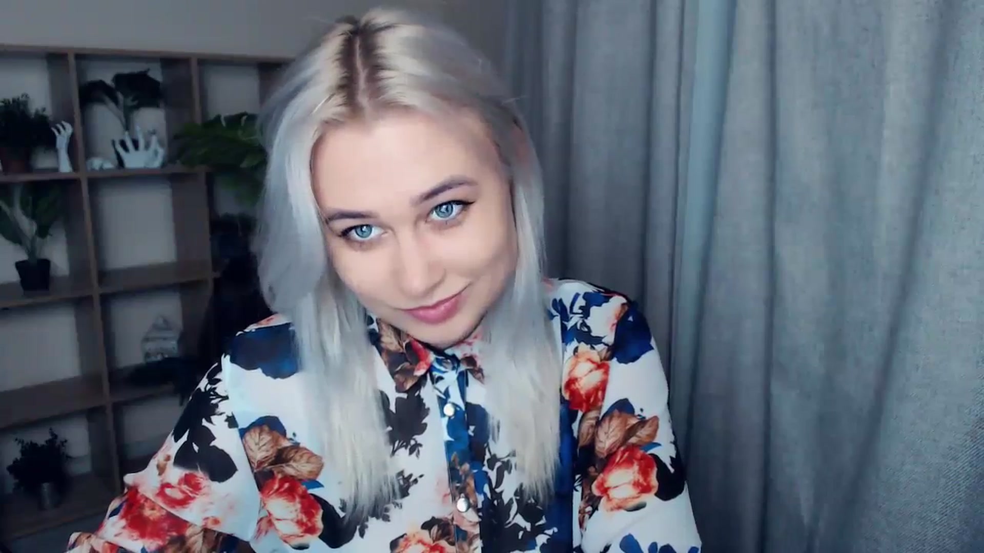 Gallery image thumbnail from Kukla_kolduna's myfreecams stream on, 01/14/2024, 19:28 image 4 of 20