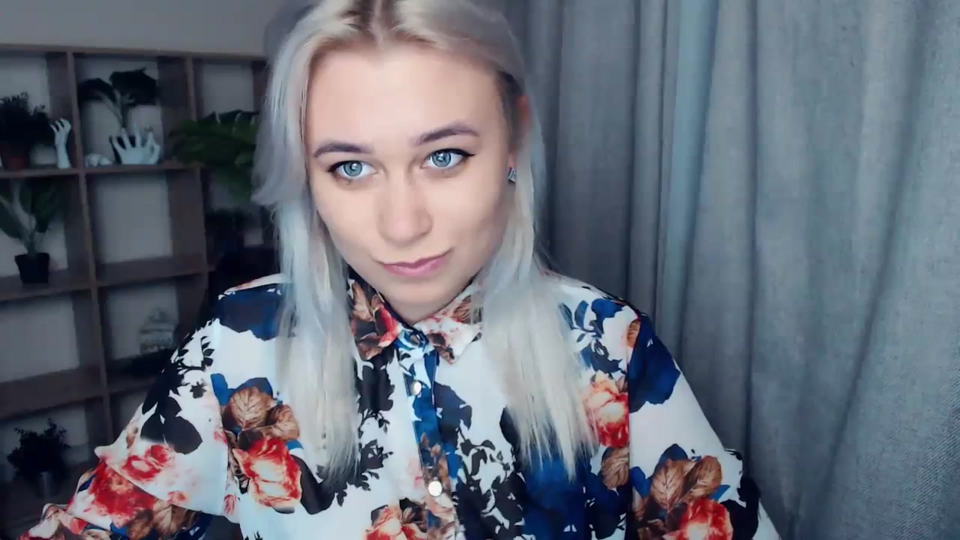 Gallery image thumbnail from Kukla_kolduna's myfreecams stream on, 01/14/2024, 19:28 image 5 of 20