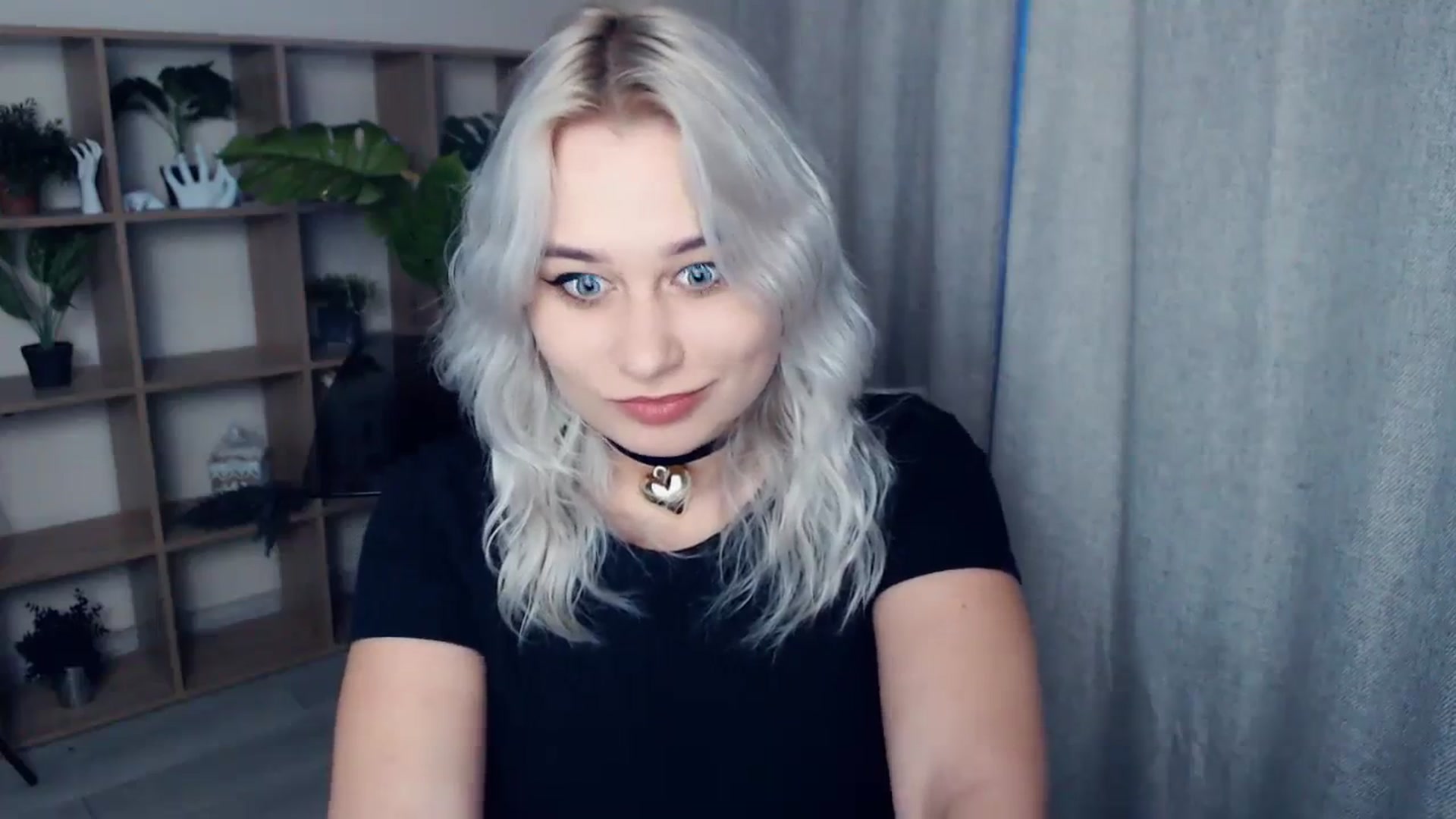 Gallery image thumbnail from Kukla_kolduna's myfreecams stream on, 01/15/2024, 15:06 image 6 of 20